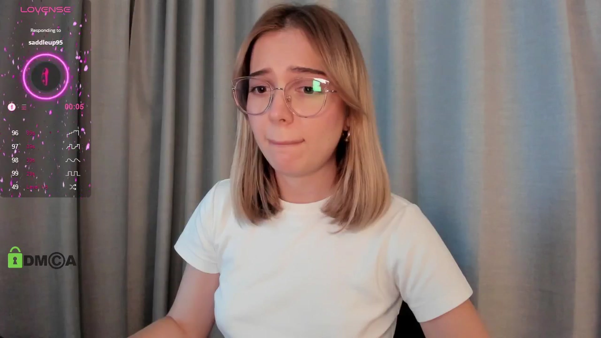 Gallery image thumbnail from cutiee's myfreecams stream on, 03/31/2025, 08:13 image 15 of 20
