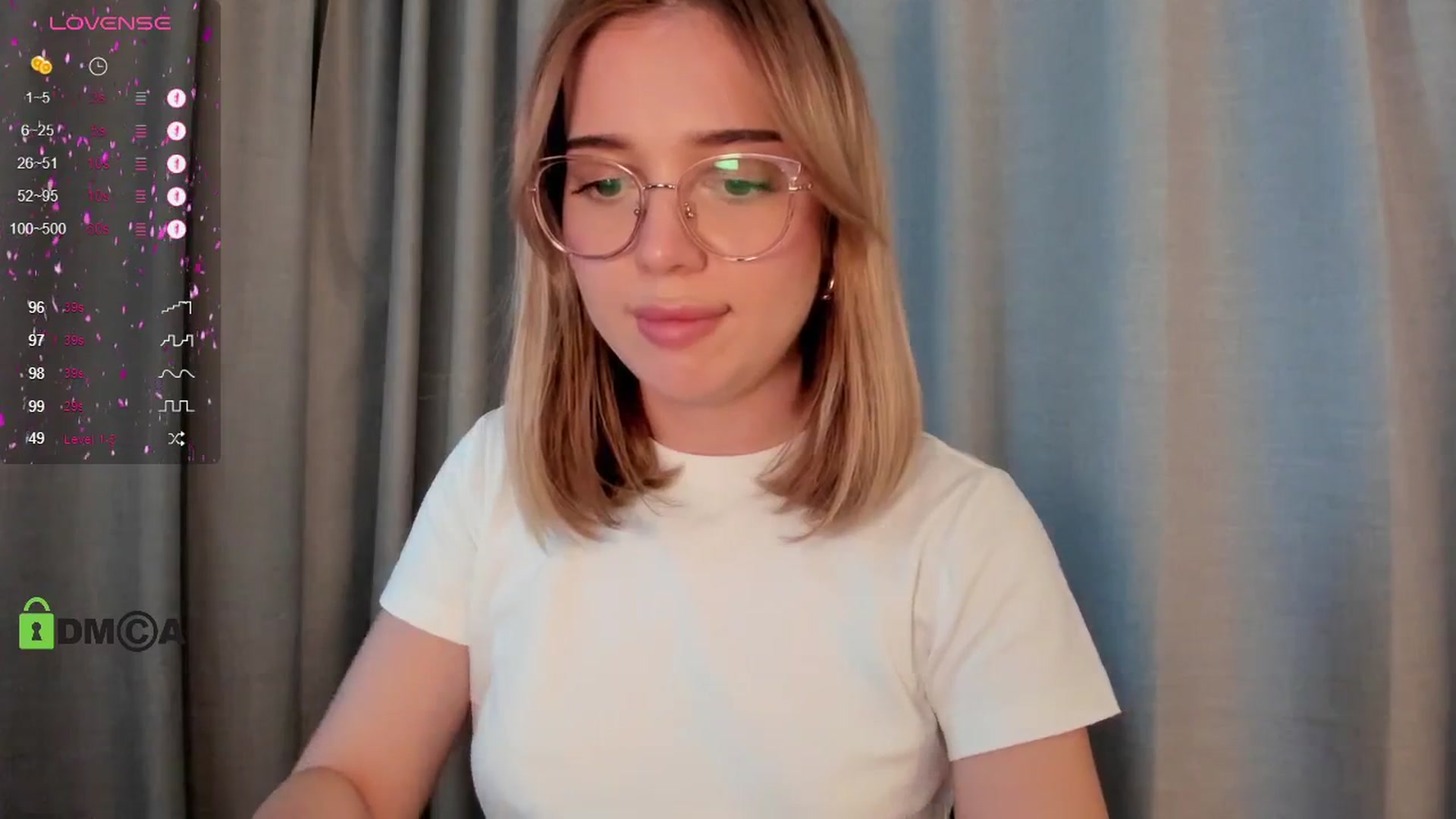 Gallery image thumbnail from cutiee's myfreecams stream on, 03/31/2025, 08:13 image 16 of 20