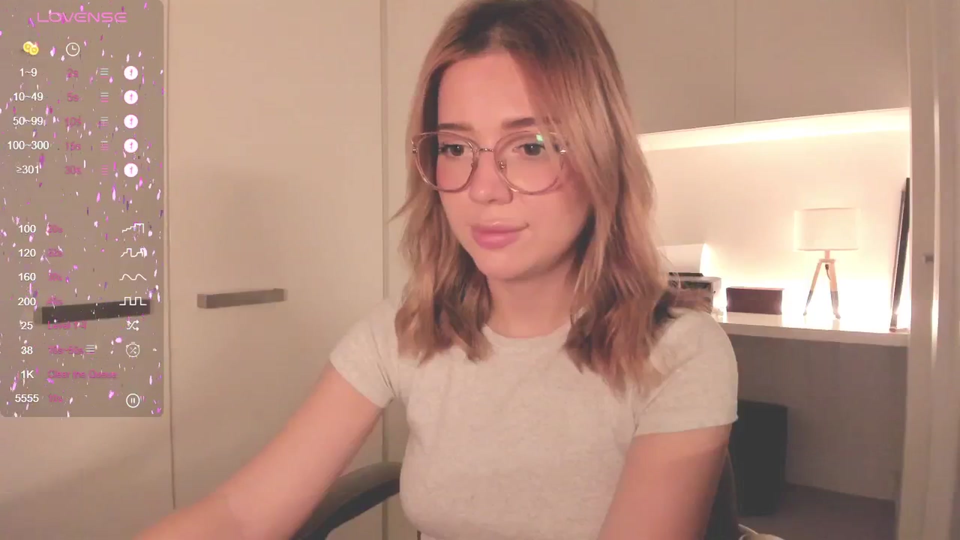 Gallery image thumbnail from cutiee's myfreecams stream on, 04/30/2025, 08:54 image 9 of 20
