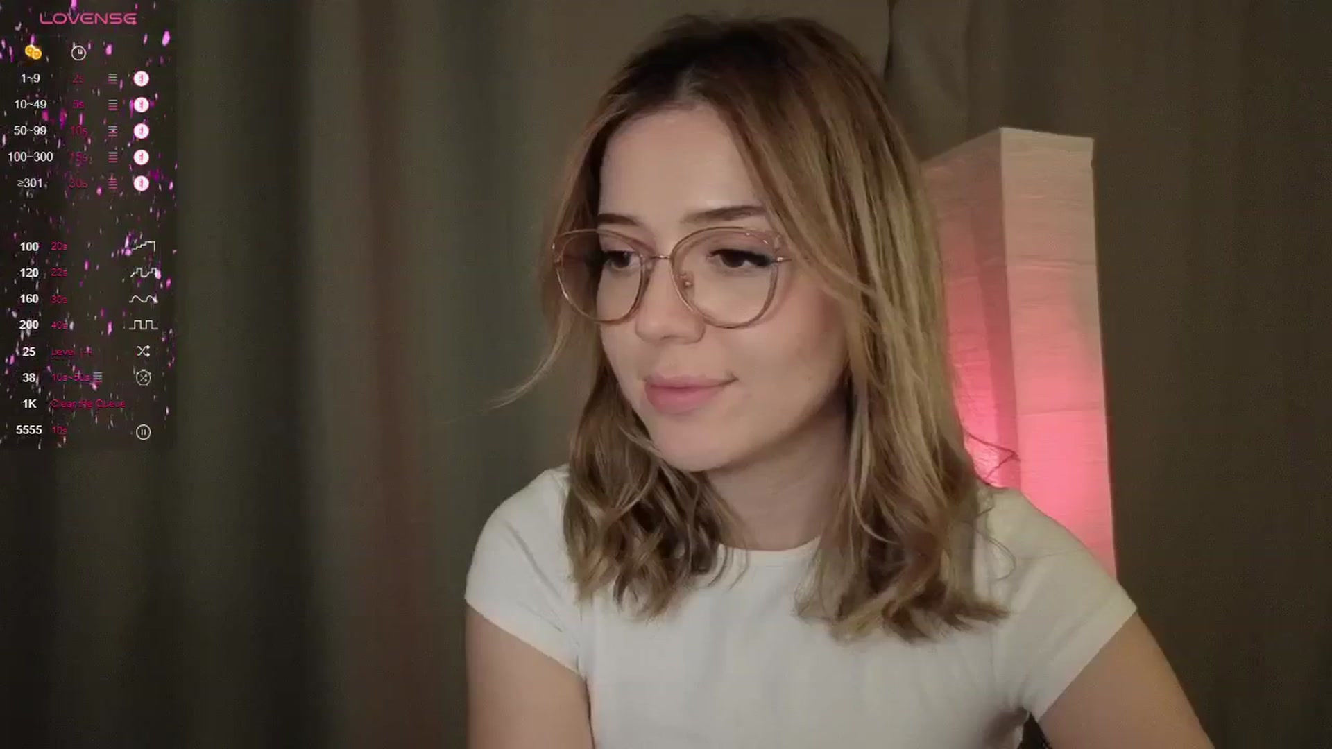 Gallery image thumbnail from cutiee's myfreecams stream on, 05/18/2025, 18:38 image 4 of 20
