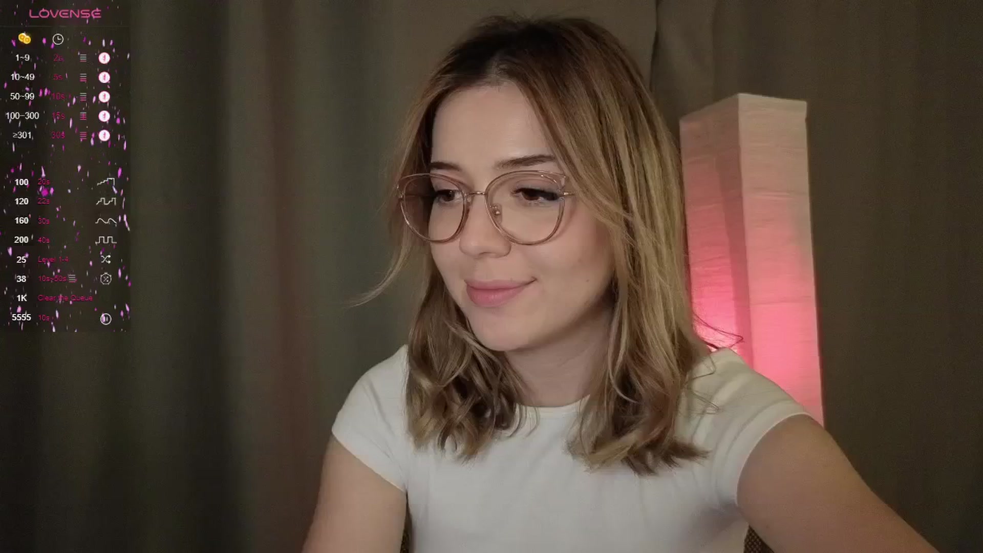 Gallery image thumbnail from cutiee's myfreecams stream on, 05/18/2025, 18:38 image 6 of 20