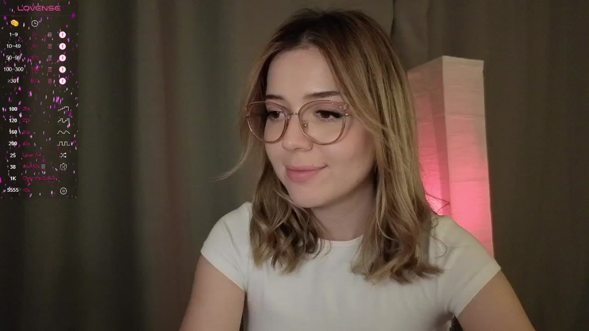 Gallery image thumbnail from cutiee's myfreecams stream on, 05/18/2025, 18:38 image 5 of 20