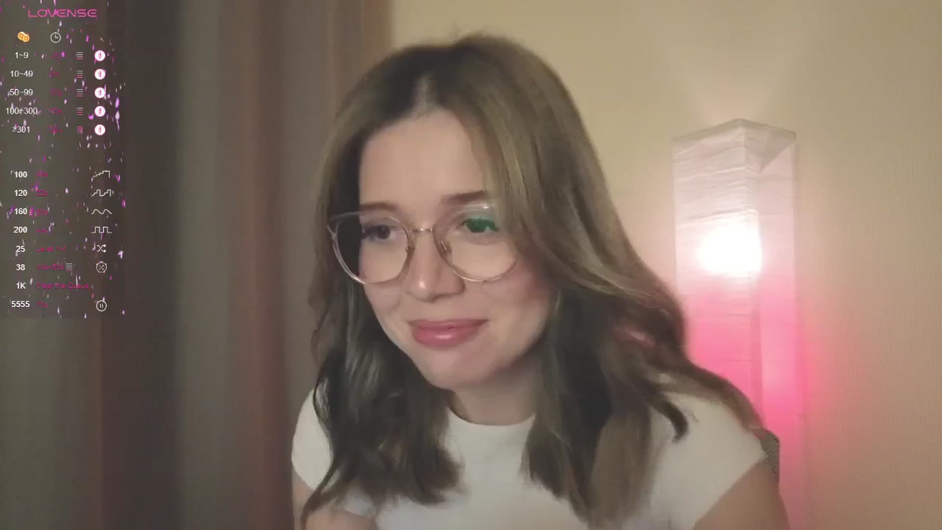 Gallery image thumbnail from cutiee's myfreecams stream on, 05/21/2025, 20:27 image 9 of 20