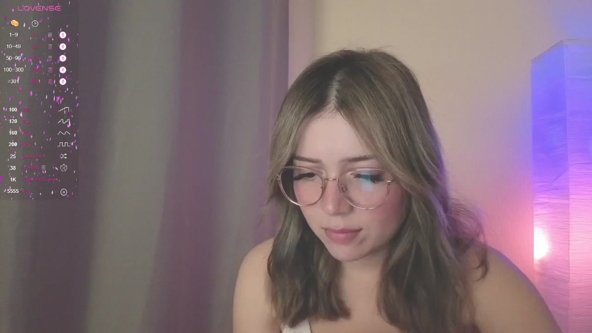 Gallery image thumbnail from cutiee's myfreecams stream on, 05/24/2025, 19:49 image 12 of 20