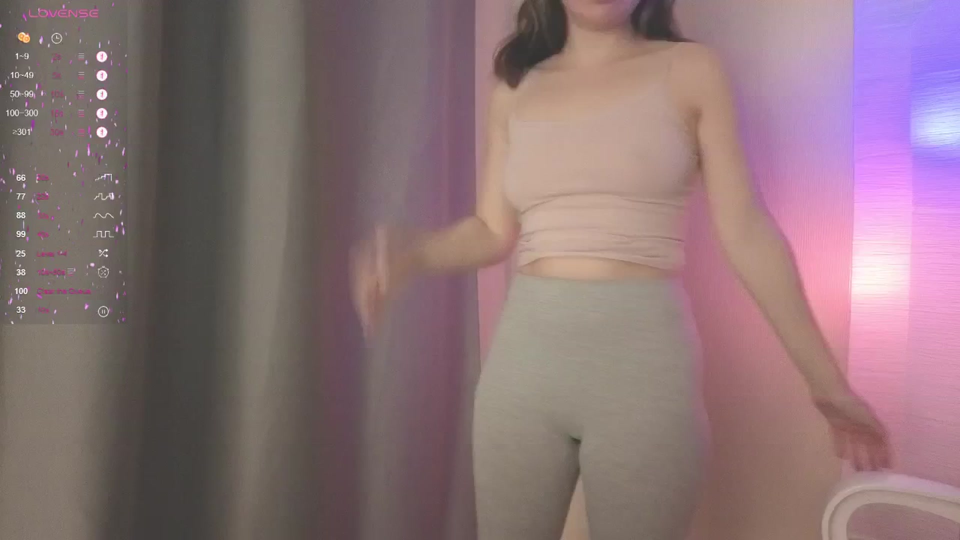 Gallery image thumbnail from cutiee's myfreecams stream on, 05/25/2025, 11:18 image 2 of 20
