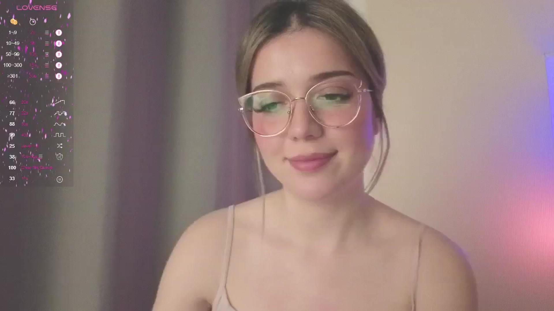 Gallery image thumbnail from cutiee's myfreecams stream on, 05/25/2025, 13:58 image 11 of 20