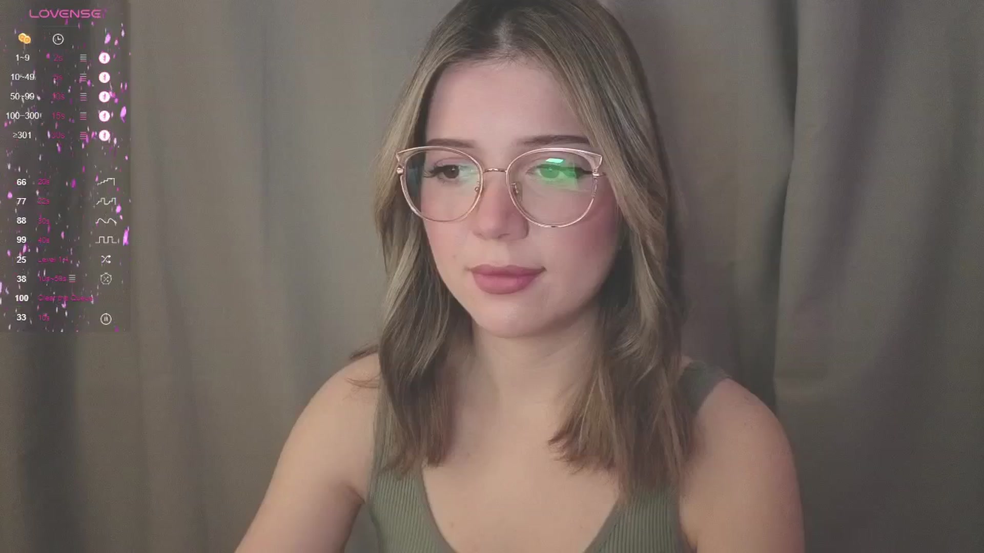 Gallery image thumbnail from cutiee's myfreecams stream on, 05/28/2025, 08:52 image 18 of 20
