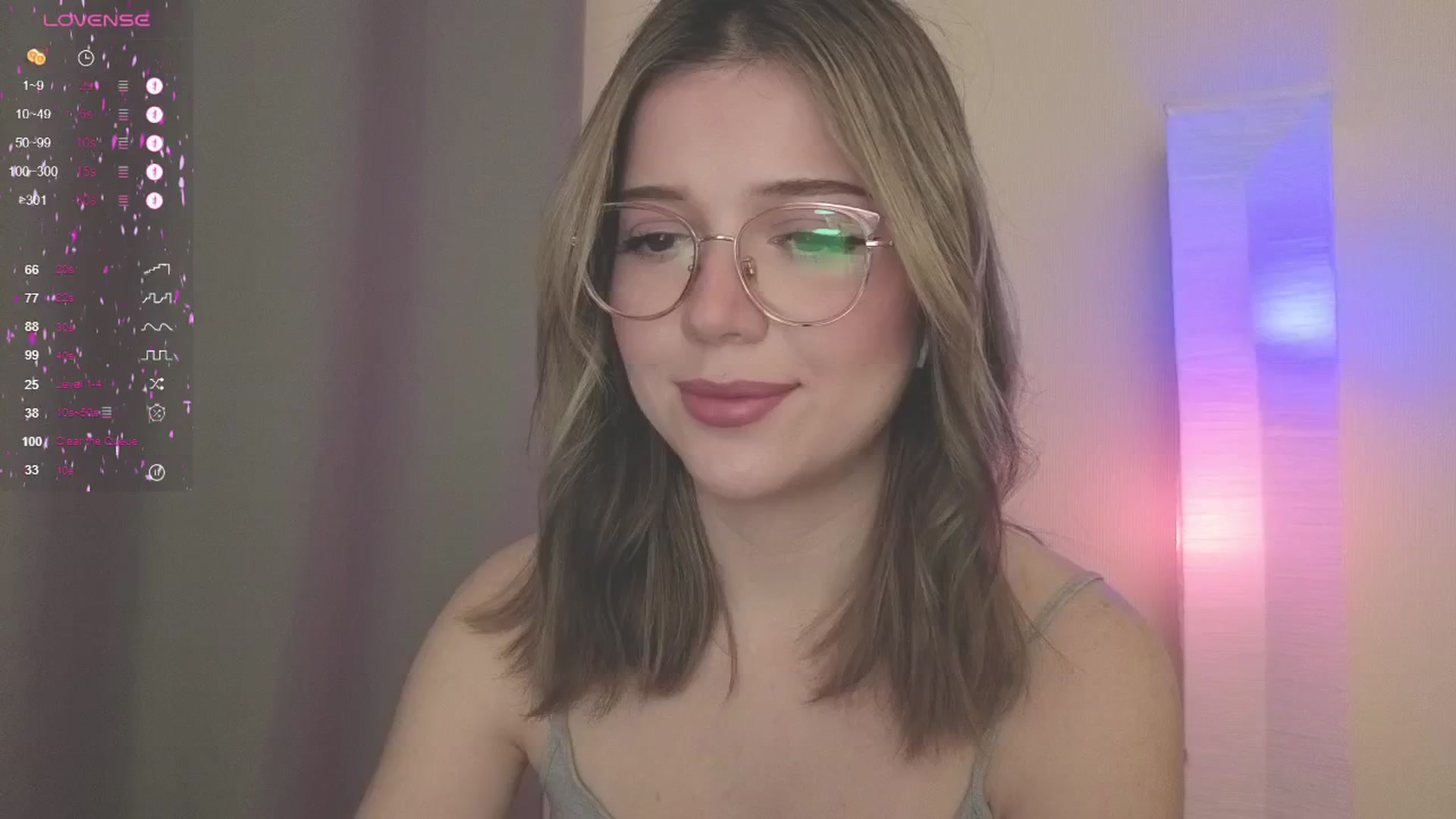 Gallery image thumbnail from cutiee's myfreecams stream on, 05/28/2025, 09:49 image 17 of 20