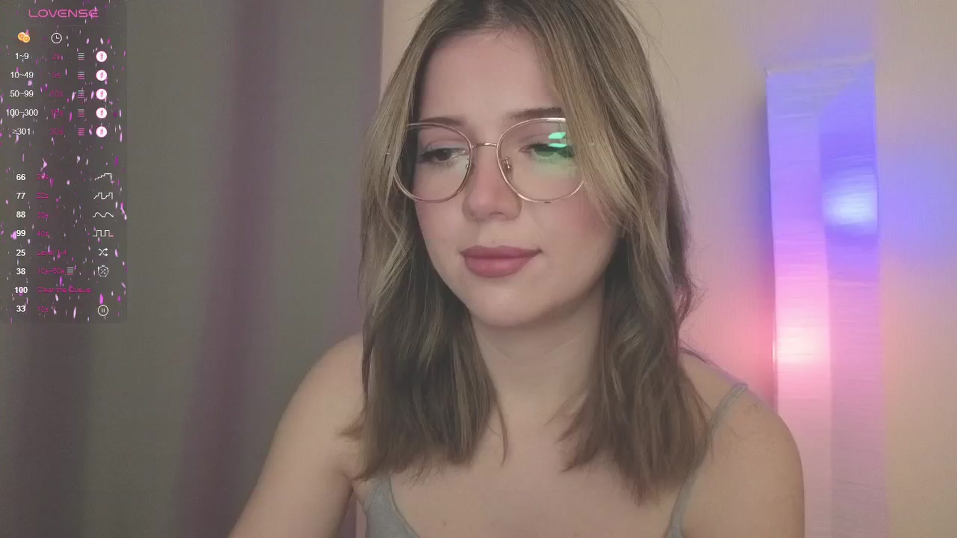 Gallery image thumbnail from cutiee's myfreecams stream on, 05/28/2025, 09:49 image 10 of 20