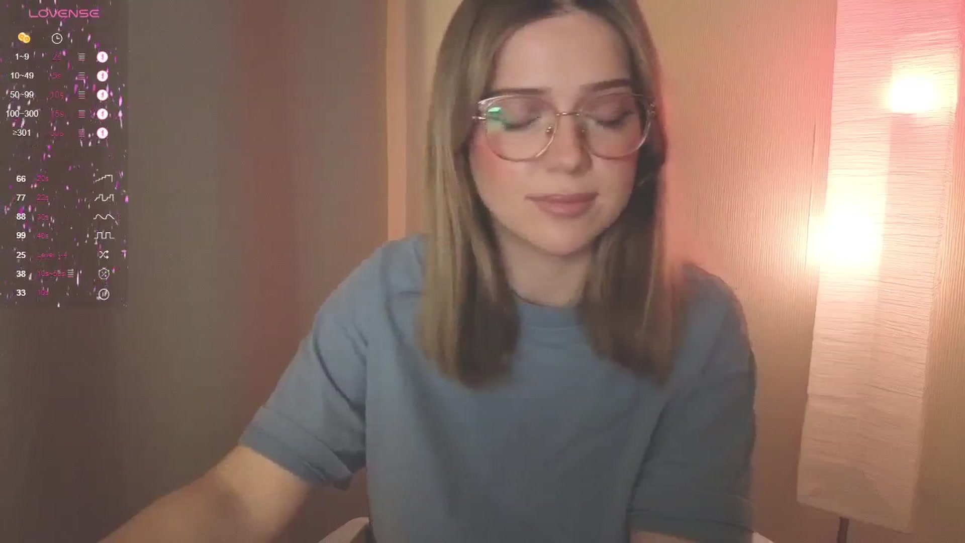 Gallery image thumbnail from cutiee's myfreecams stream on, 06/10/2025, 24:27 image 17 of 20