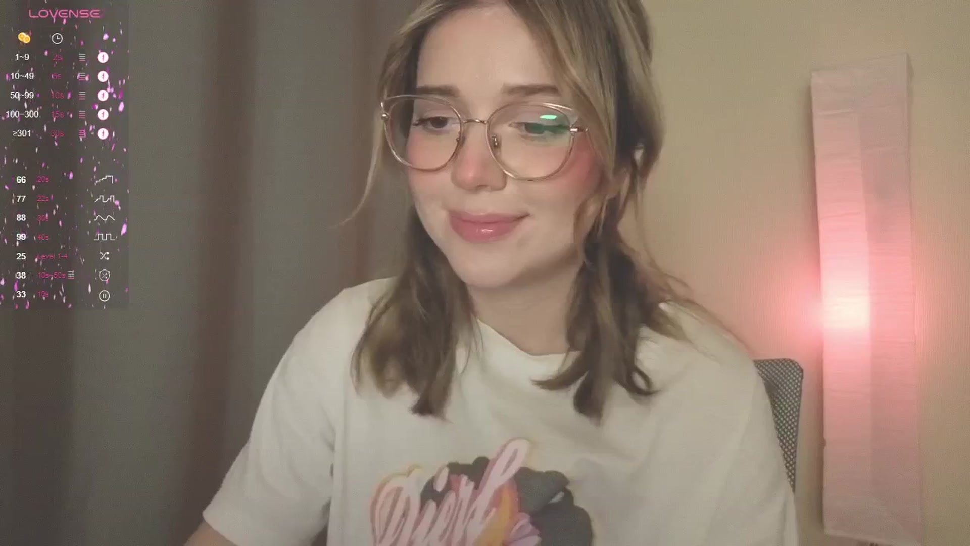 Gallery image thumbnail from cutiee's myfreecams stream on, 06/15/2025, 22:28 image 19 of 20