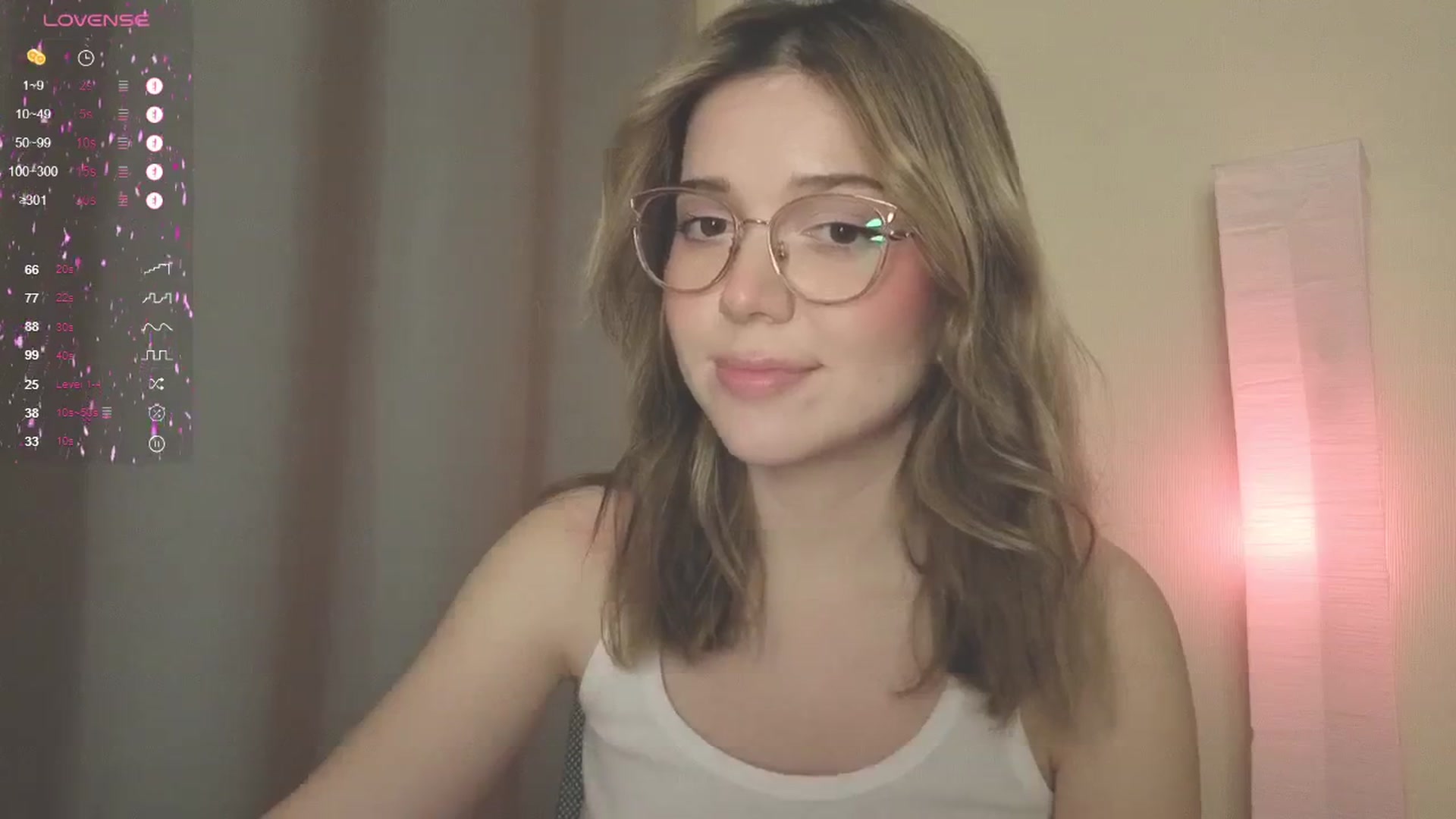 Gallery image thumbnail from cutiee's myfreecams stream on, 06/16/2025, 24:36 image 6 of 20