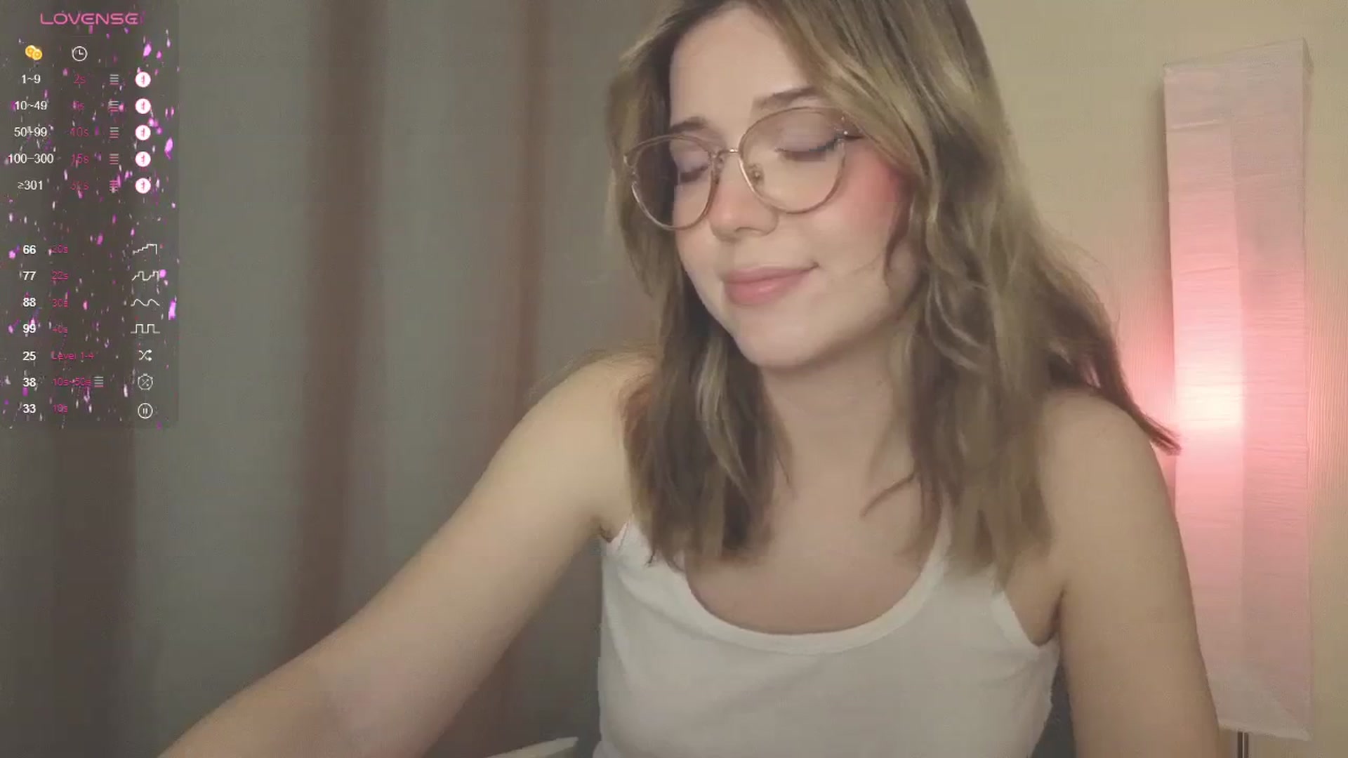 Gallery image thumbnail from cutiee's myfreecams stream on, 06/16/2025, 24:36 image 18 of 20