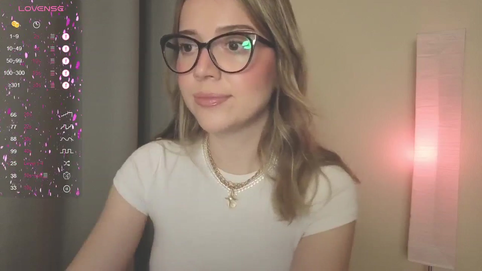 Gallery image thumbnail from cutiee's myfreecams stream on, 06/30/2025, 24:00 image 14 of 20