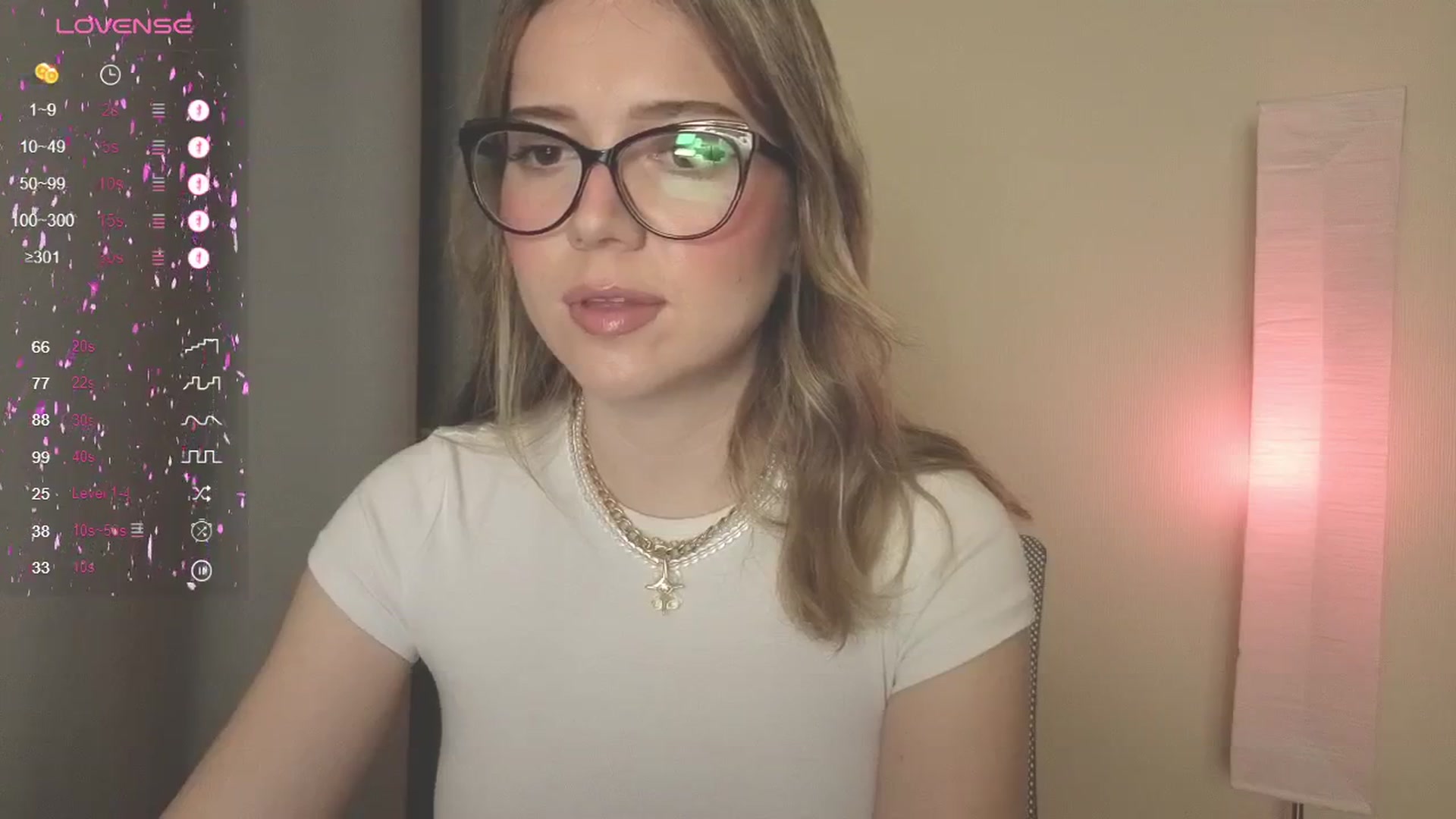 Gallery image thumbnail from cutiee's myfreecams stream on, 06/30/2025, 24:00 image 8 of 20