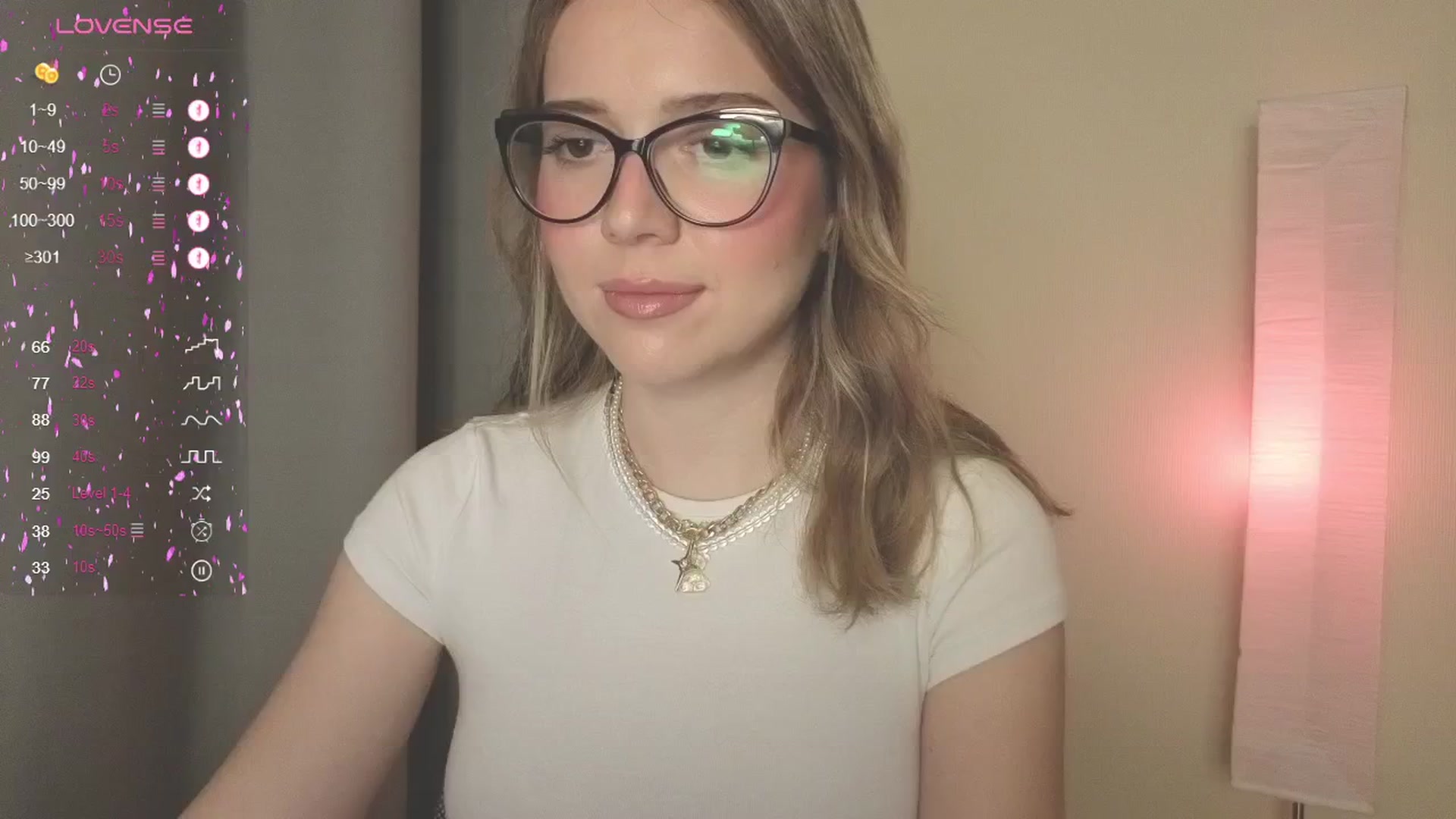 Gallery image thumbnail from cutiee's myfreecams stream on, 06/30/2025, 24:00 image 1 of 20