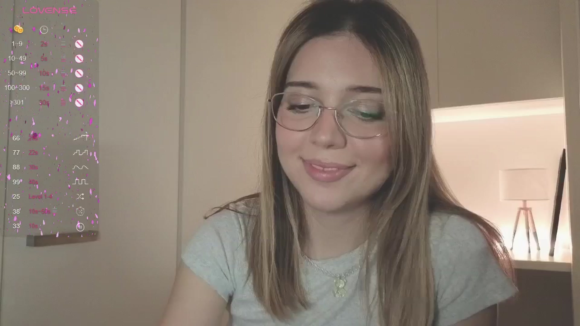 Gallery image thumbnail from cutiee's myfreecams stream on, 07/24/2025, 12:17 image 15 of 20