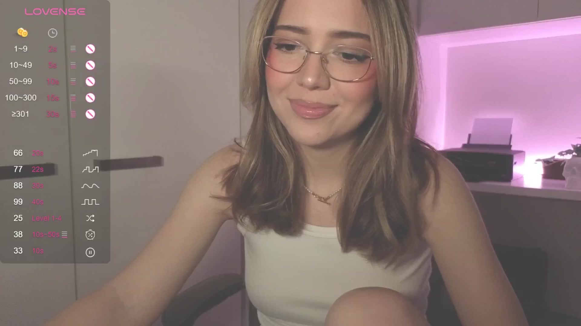 Gallery image thumbnail from cutiee's myfreecams stream on, 08/18/2025, 06:53 image 5 of 20