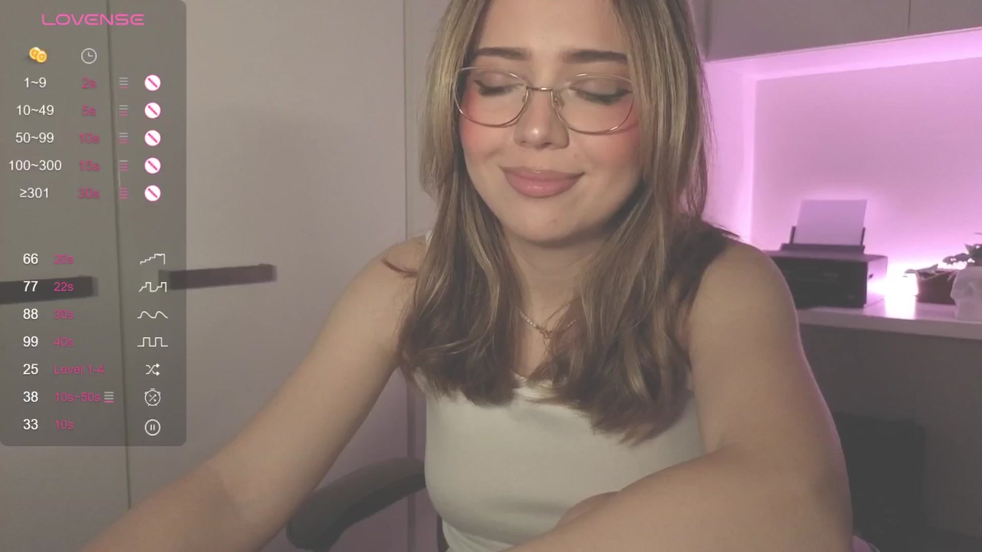 Gallery image thumbnail from cutiee's myfreecams stream on, 08/18/2025, 06:53 image 9 of 20