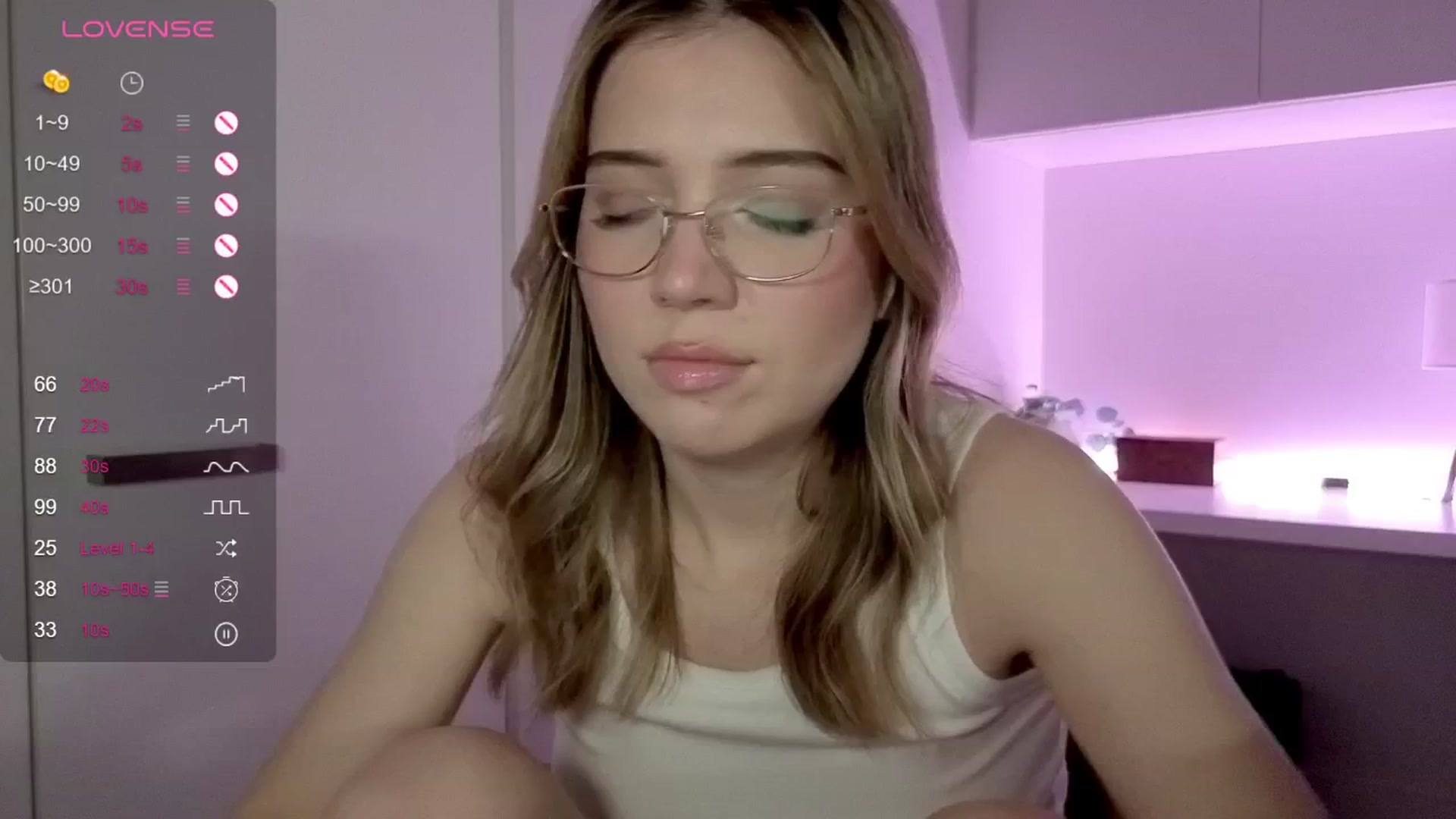 Gallery image thumbnail from cutiee's myfreecams stream on, 08/23/2025, 09:25 image 1 of 20
