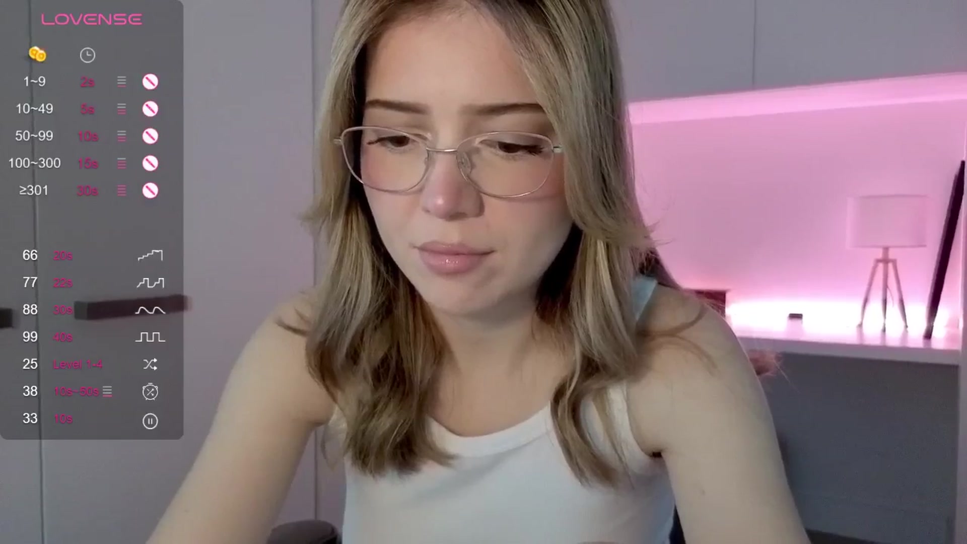 Gallery image thumbnail from cutiee's myfreecams stream on, 08/26/2025, 02:34 image 3 of 20