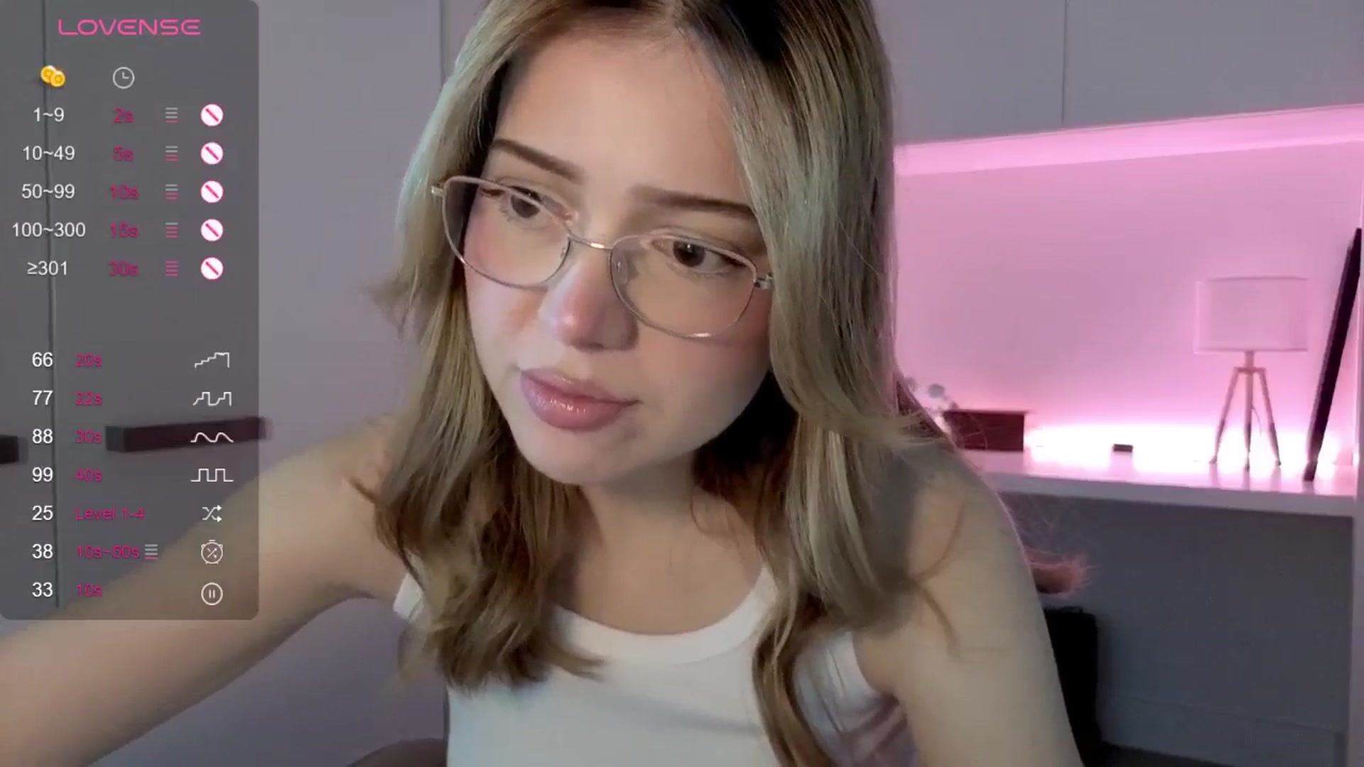 Gallery image thumbnail from cutiee's myfreecams stream on, 08/26/2025, 02:34 image 4 of 20