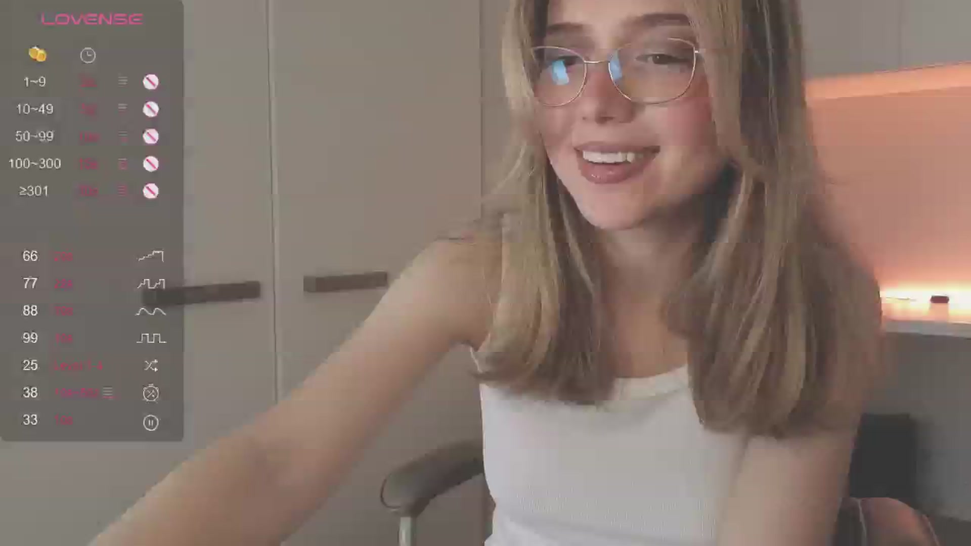 Gallery image thumbnail from cutiee's myfreecams stream on, 09/11/2025, 05:43 image 15 of 20