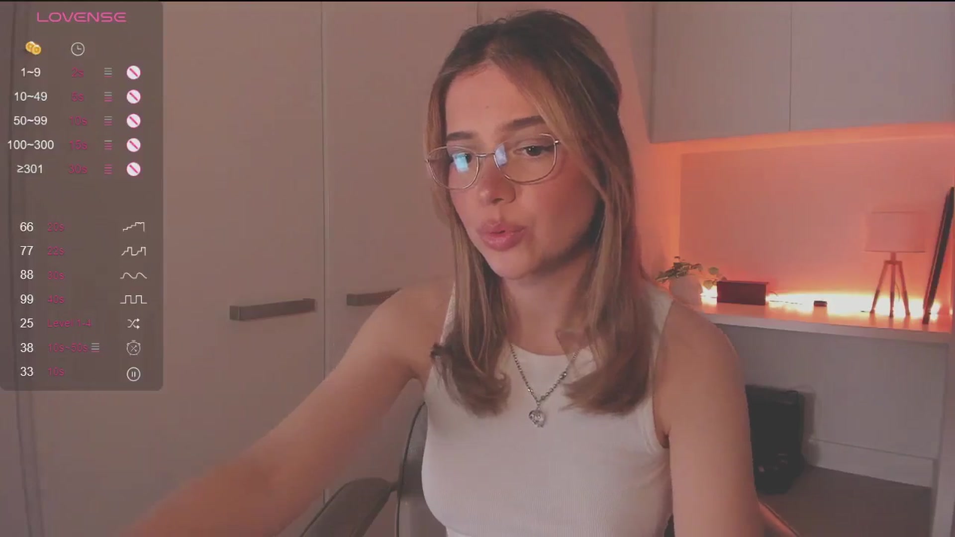 Gallery image thumbnail from cutiee's myfreecams stream on, 09/12/2025, 04:46 image 6 of 20