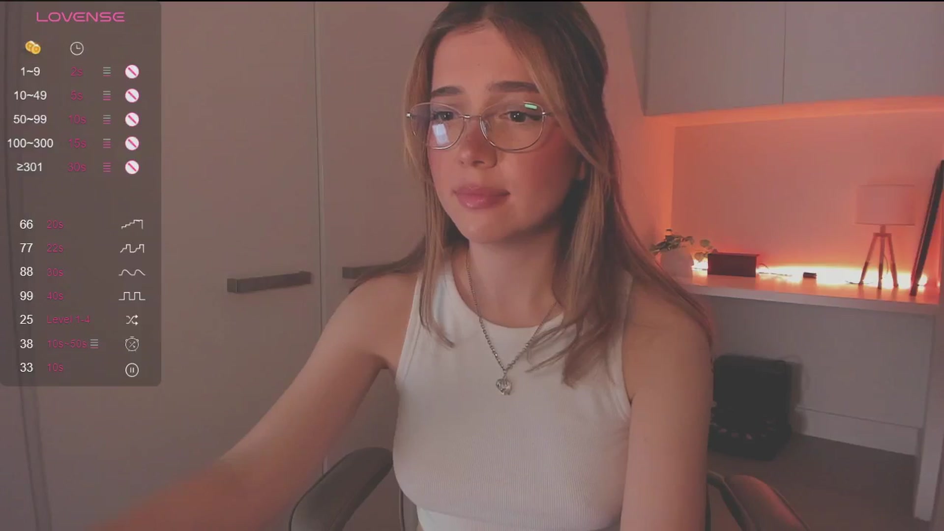 Gallery image thumbnail from cutiee's myfreecams stream on, 09/12/2025, 04:46 image 10 of 20