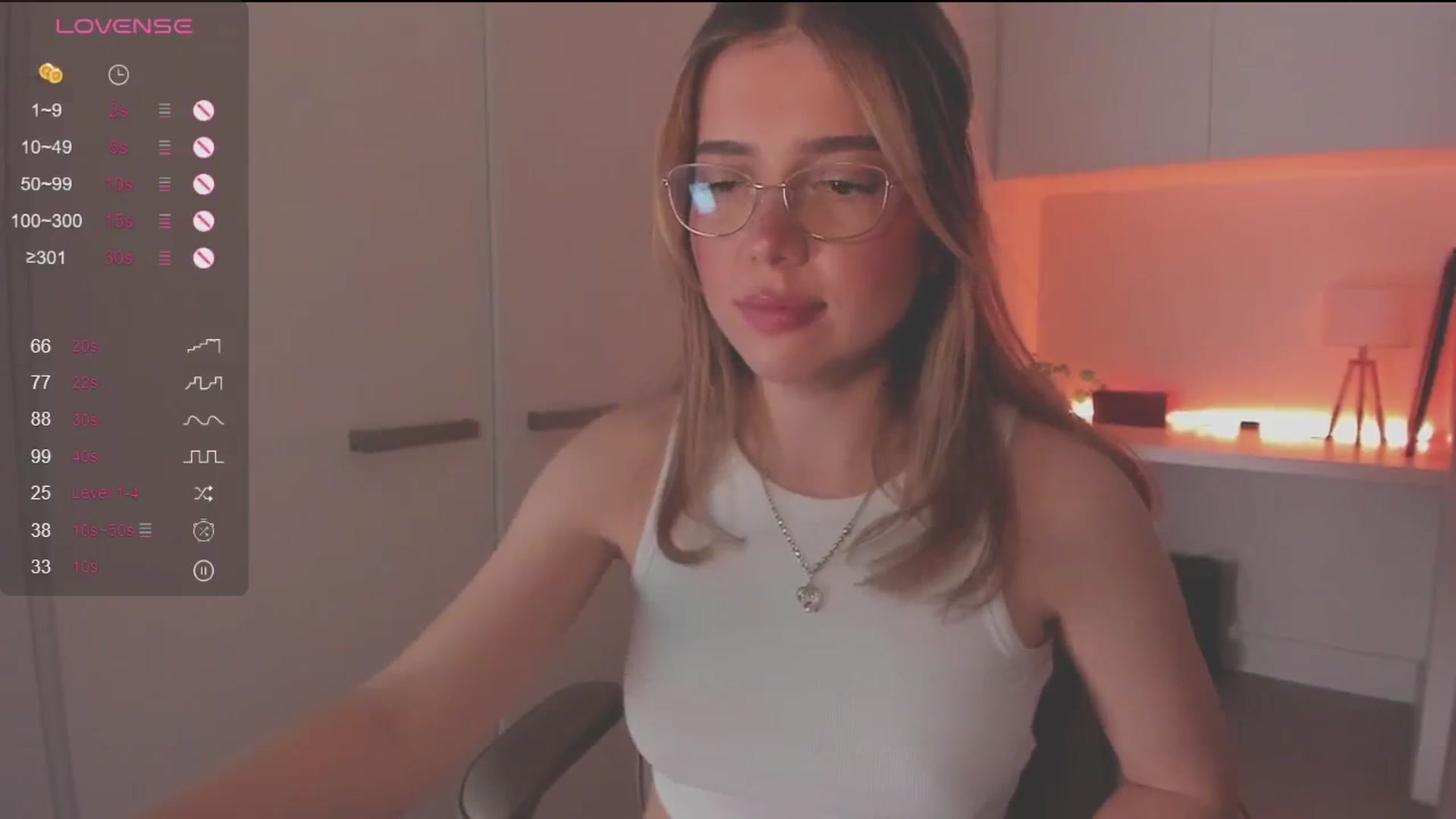 Gallery image thumbnail from cutiee's myfreecams stream on, 09/12/2025, 04:46 image 12 of 20