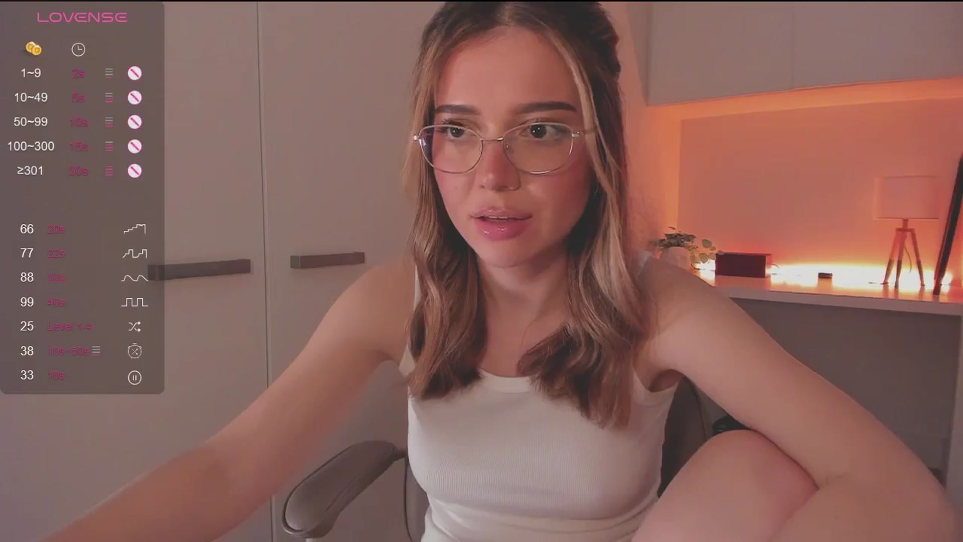 Gallery image thumbnail from cutiee's myfreecams stream on, 09/14/2025, 07:41 image 3 of 20