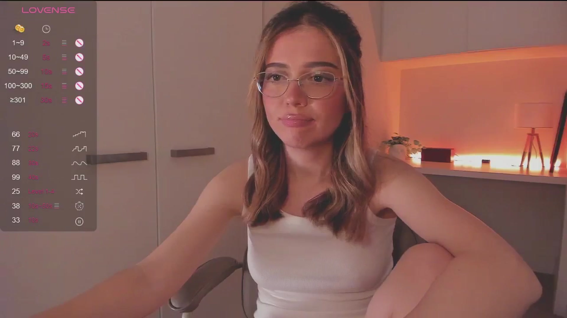 Gallery image thumbnail from cutiee's myfreecams stream on, 09/14/2025, 07:41 image 16 of 20