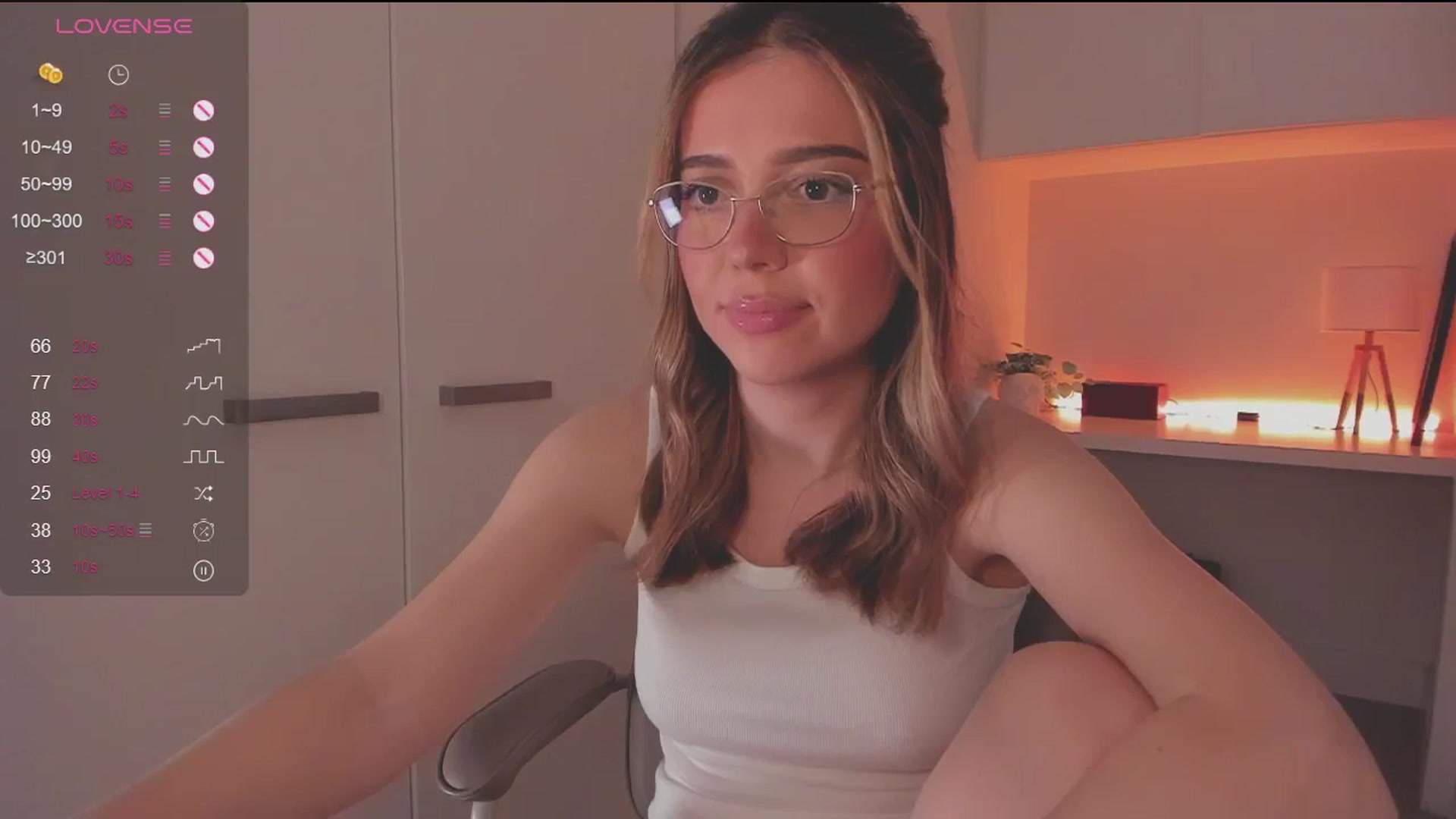 Gallery image thumbnail from cutiee's myfreecams stream on, 09/14/2025, 07:41 image 6 of 20