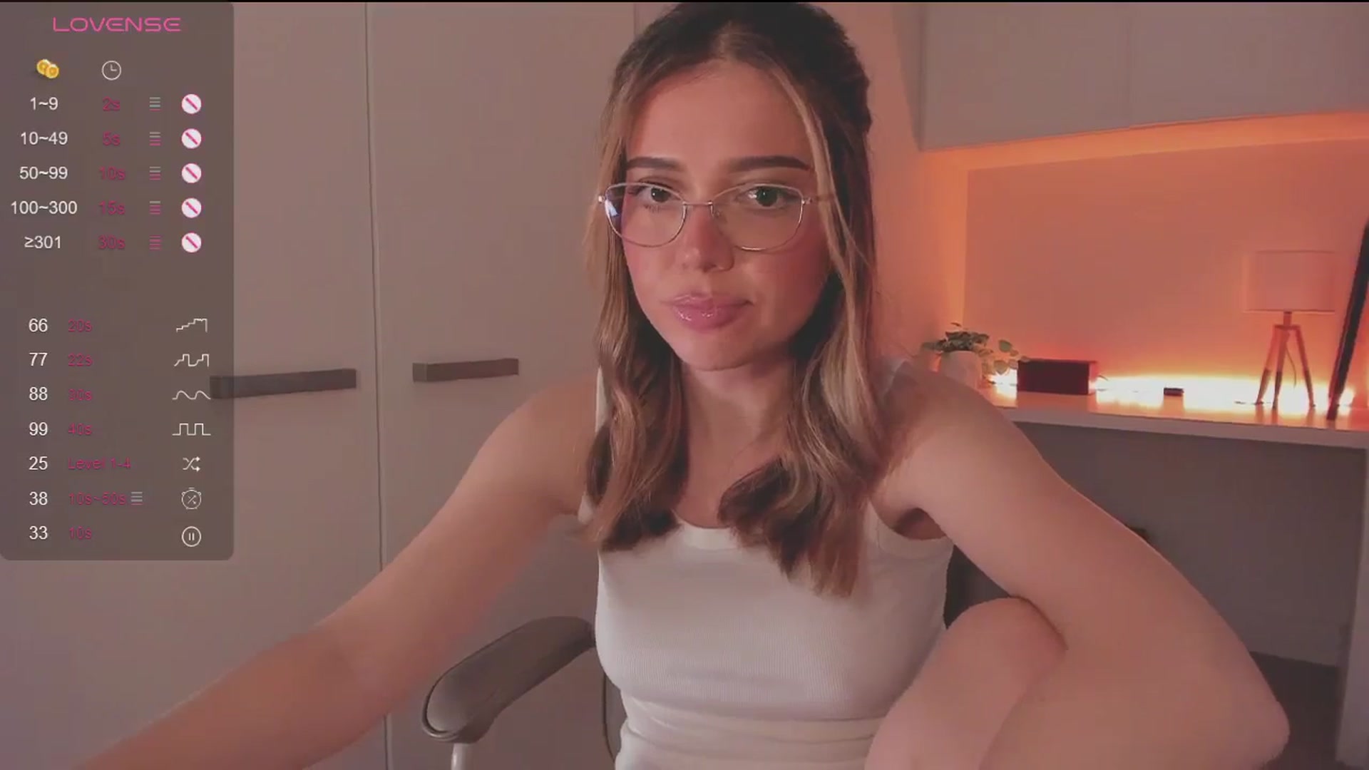 Gallery image thumbnail from cutiee's myfreecams stream on, 09/14/2025, 07:41 image 13 of 20