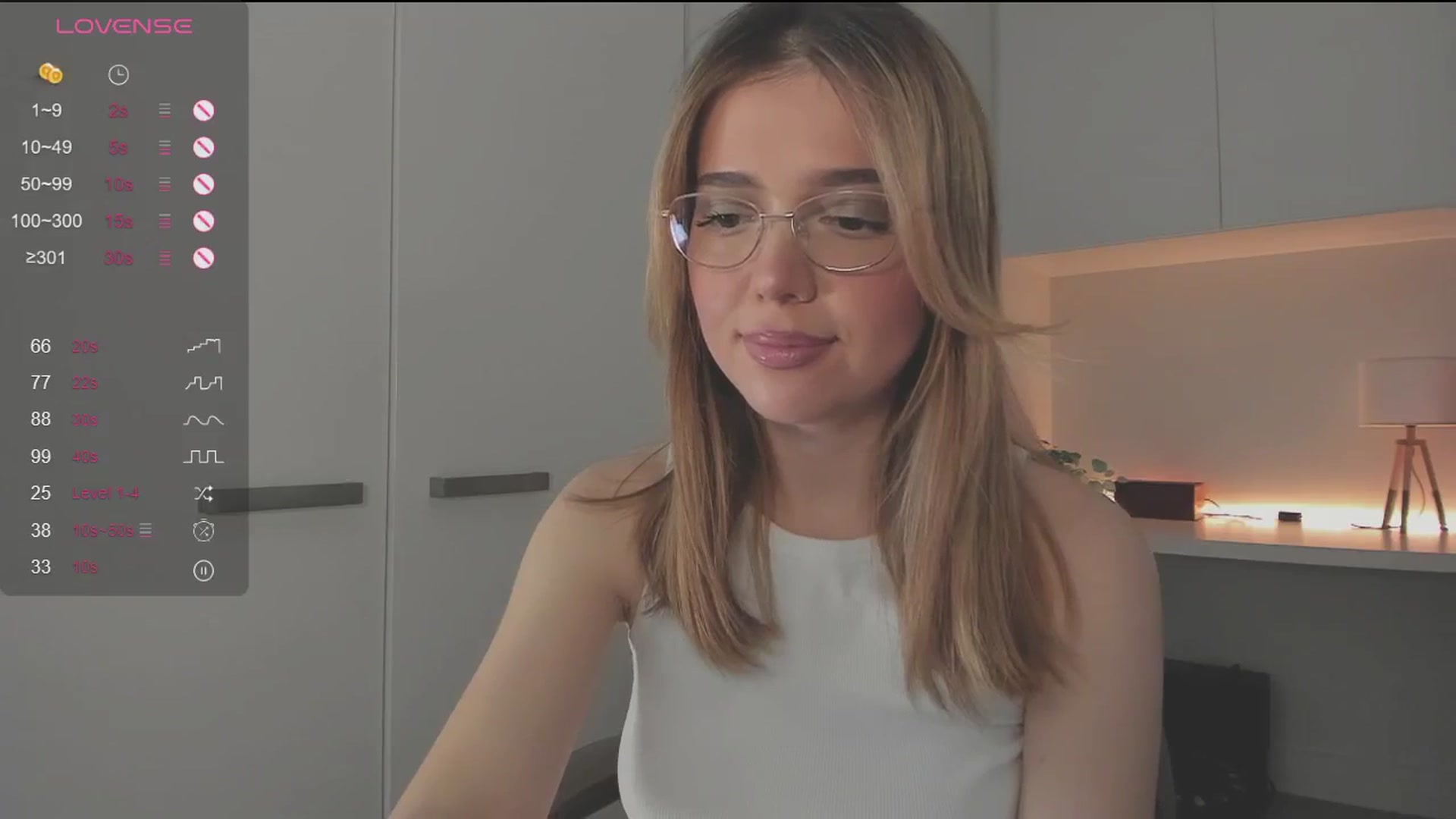 Gallery image thumbnail from cutiee's myfreecams stream on, 09/15/2025, 03:58 image 16 of 20