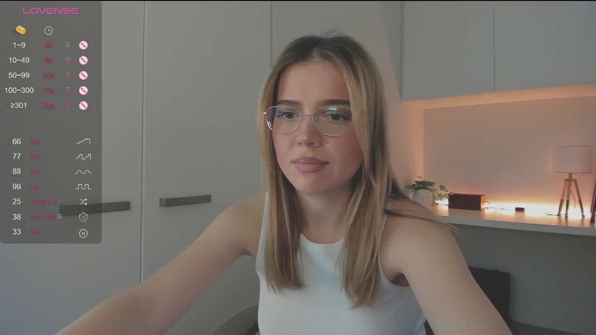 Gallery image thumbnail from cutiee's myfreecams stream on, 09/15/2025, 05:30 image 10 of 20