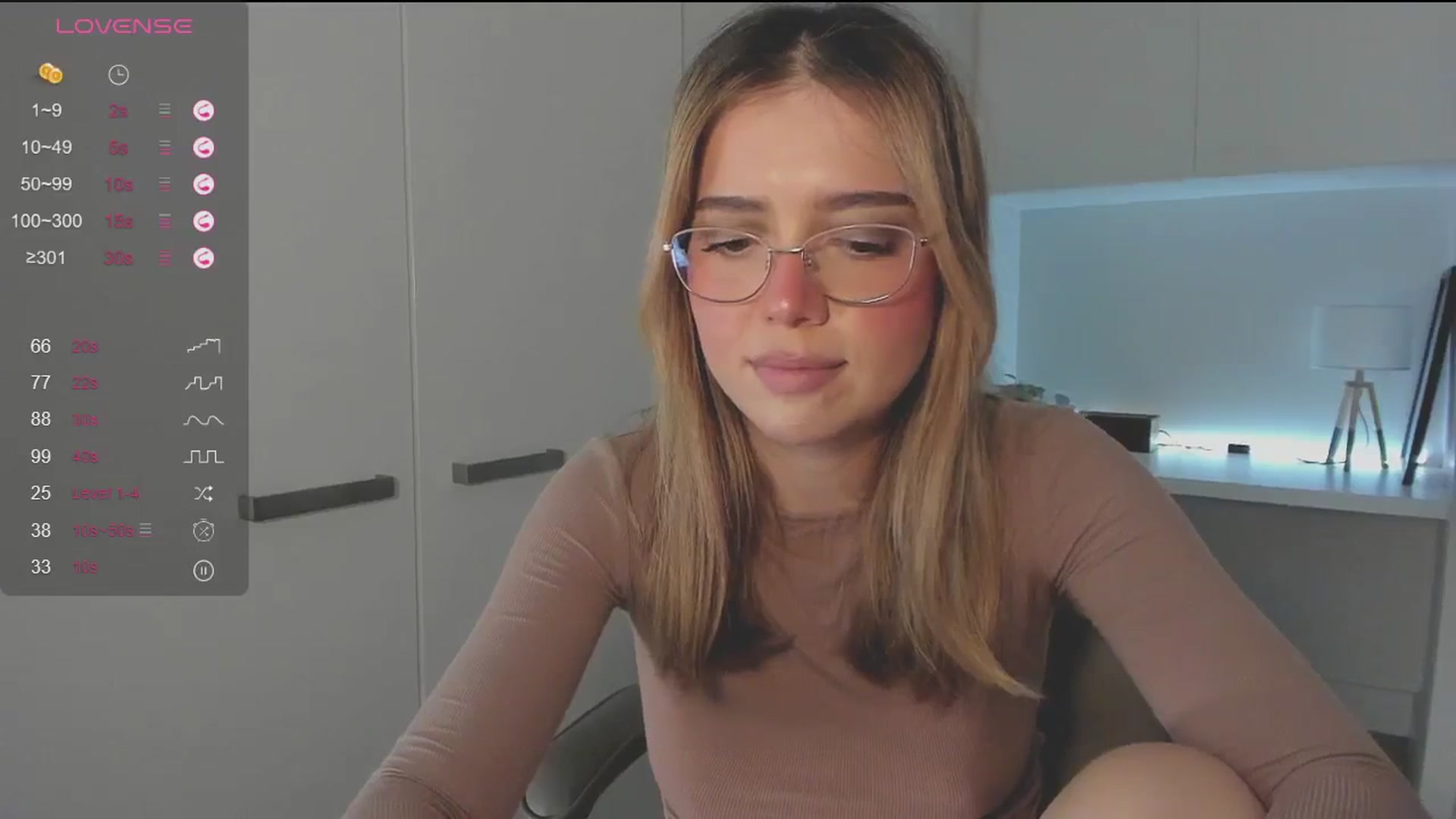 Gallery image thumbnail from cutiee's myfreecams stream on, 09/16/2025, 05:50 image 8 of 20