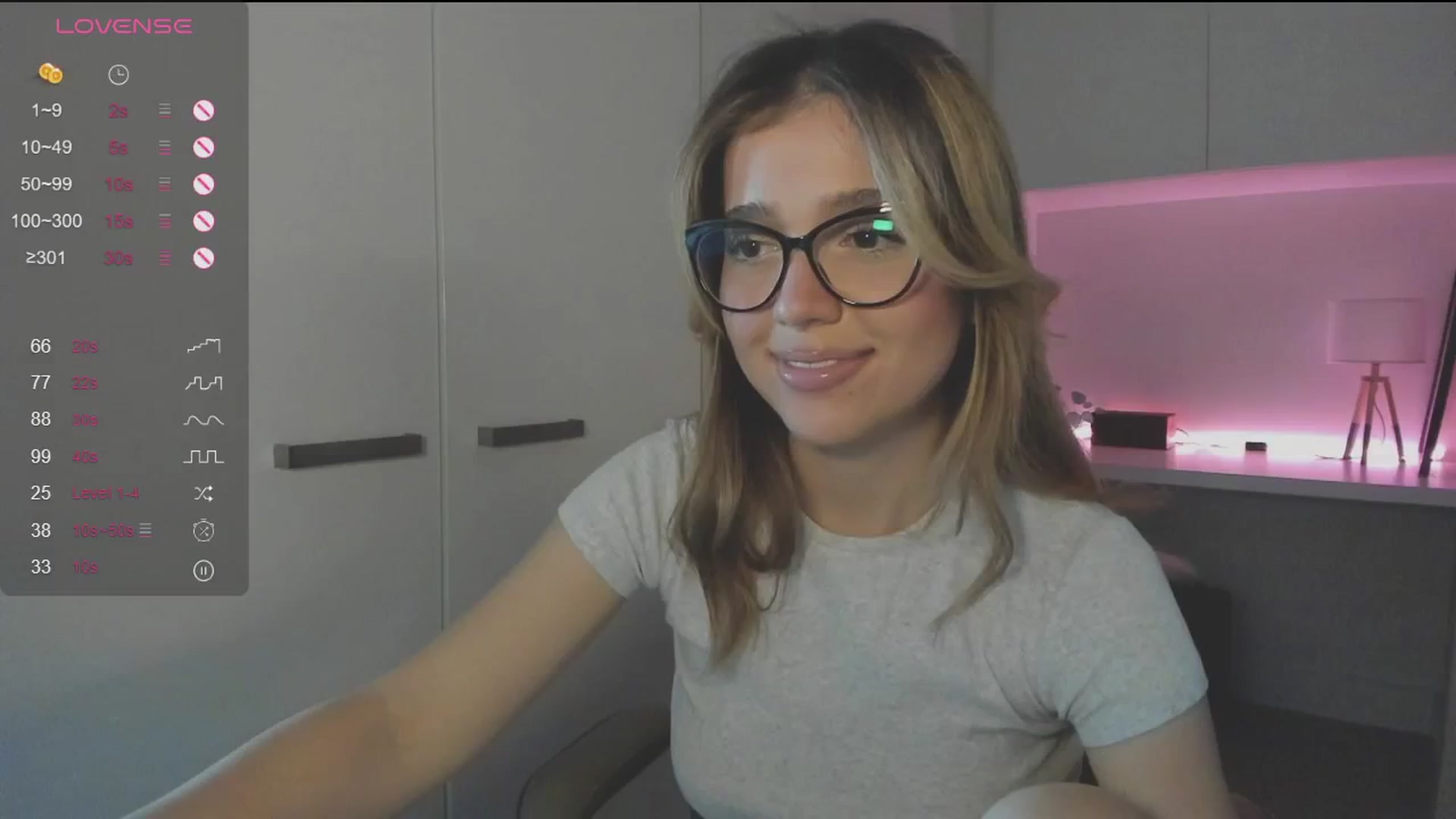 Gallery image thumbnail from cutiee's myfreecams stream on, 09/20/2025, 02:24 image 1 of 20