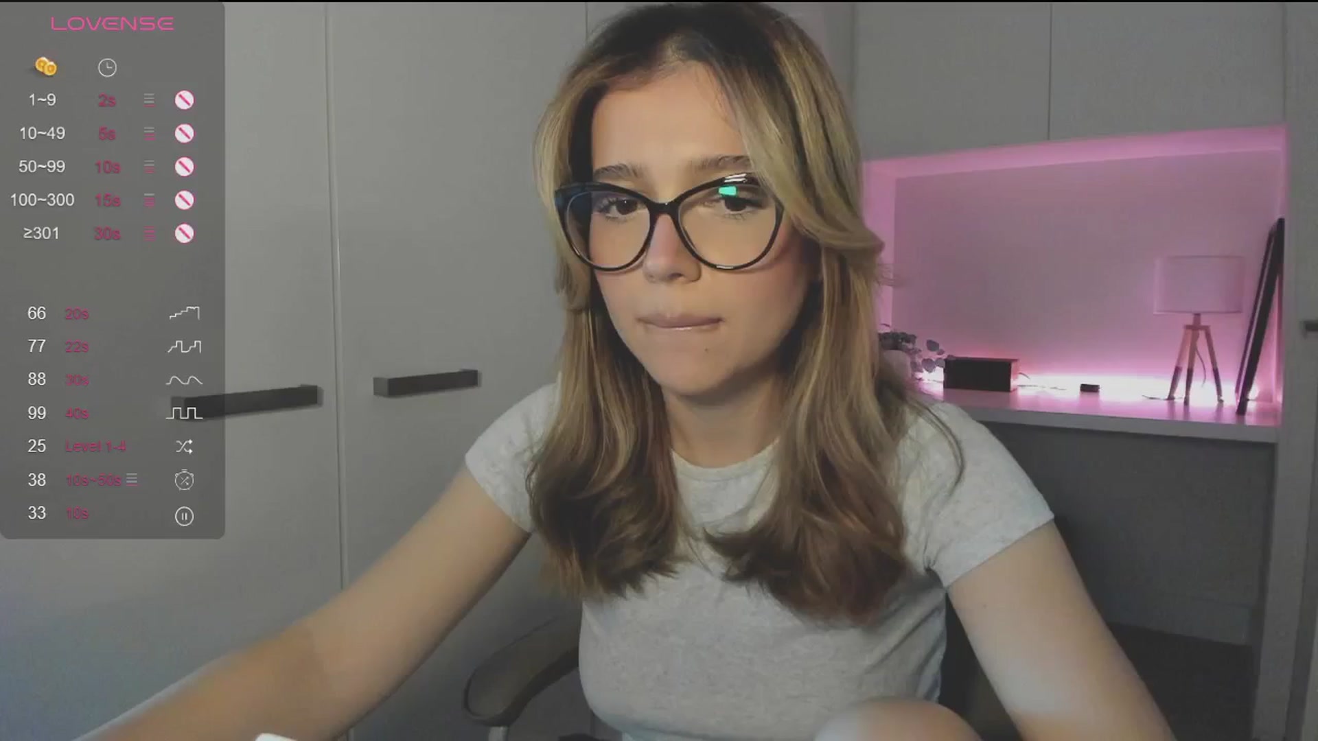 Gallery image thumbnail from cutiee's myfreecams stream on, 09/20/2025, 02:48 image 1 of 20