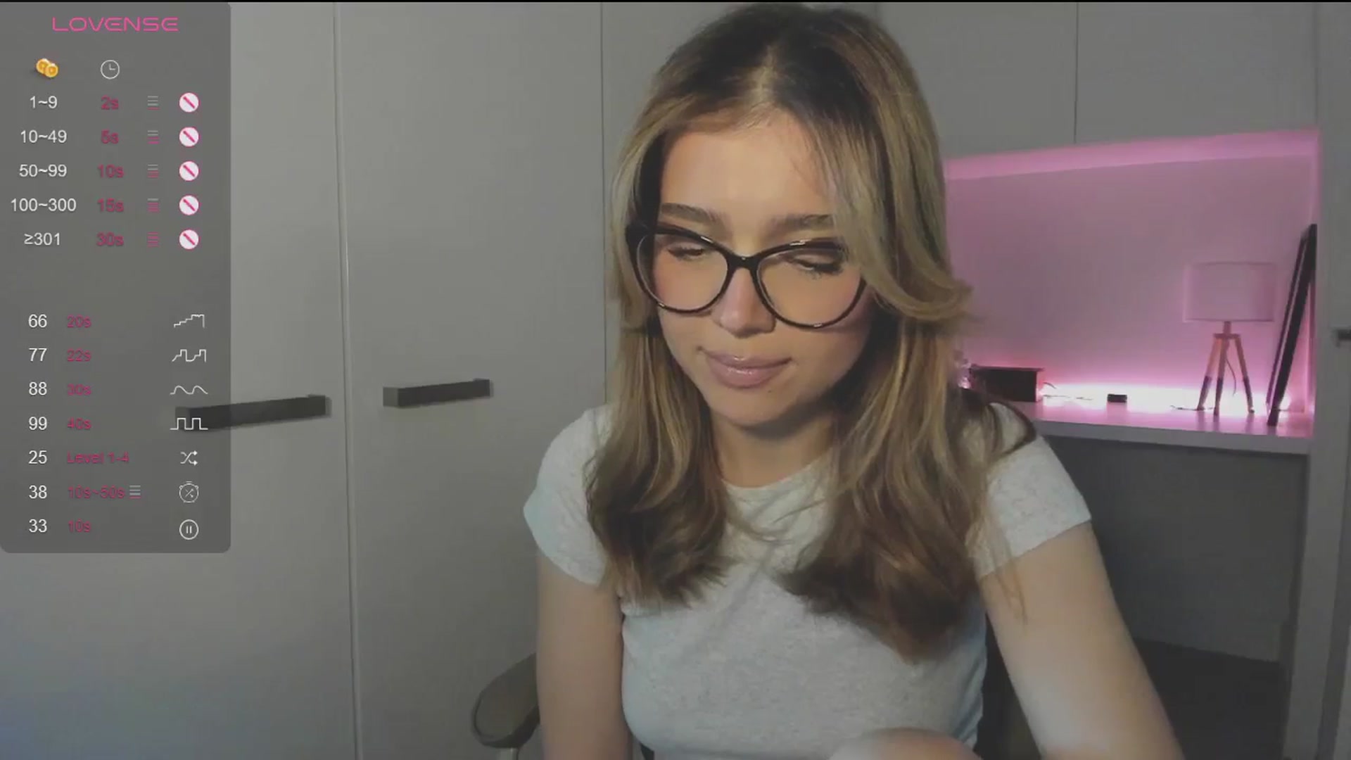 Gallery image thumbnail from cutiee's myfreecams stream on, 09/20/2025, 02:48 image 7 of 20