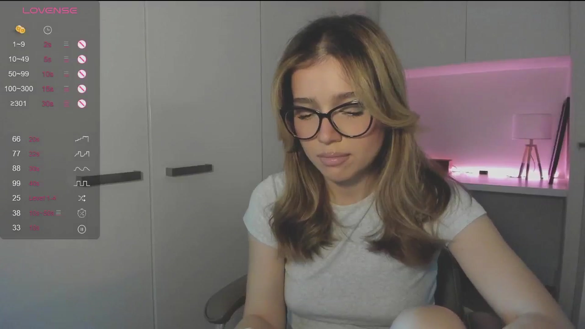 Gallery image thumbnail from cutiee's myfreecams stream on, 09/20/2025, 02:48 image 3 of 20