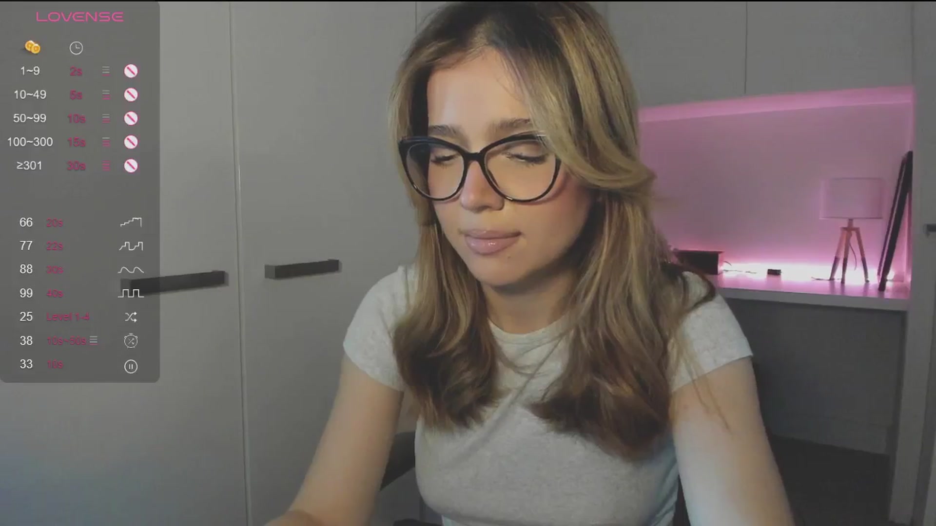 Gallery image thumbnail from cutiee's myfreecams stream on, 09/20/2025, 02:48 image 6 of 20