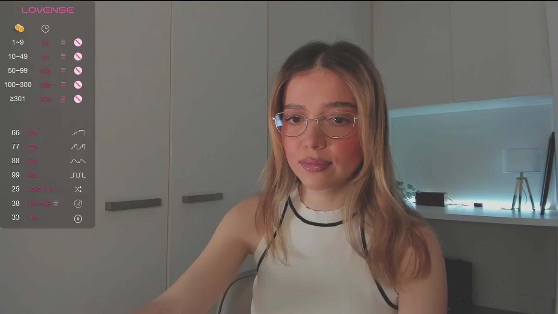 Gallery image thumbnail from cutiee's myfreecams stream on, 09/22/2025, 04:11 image 19 of 20