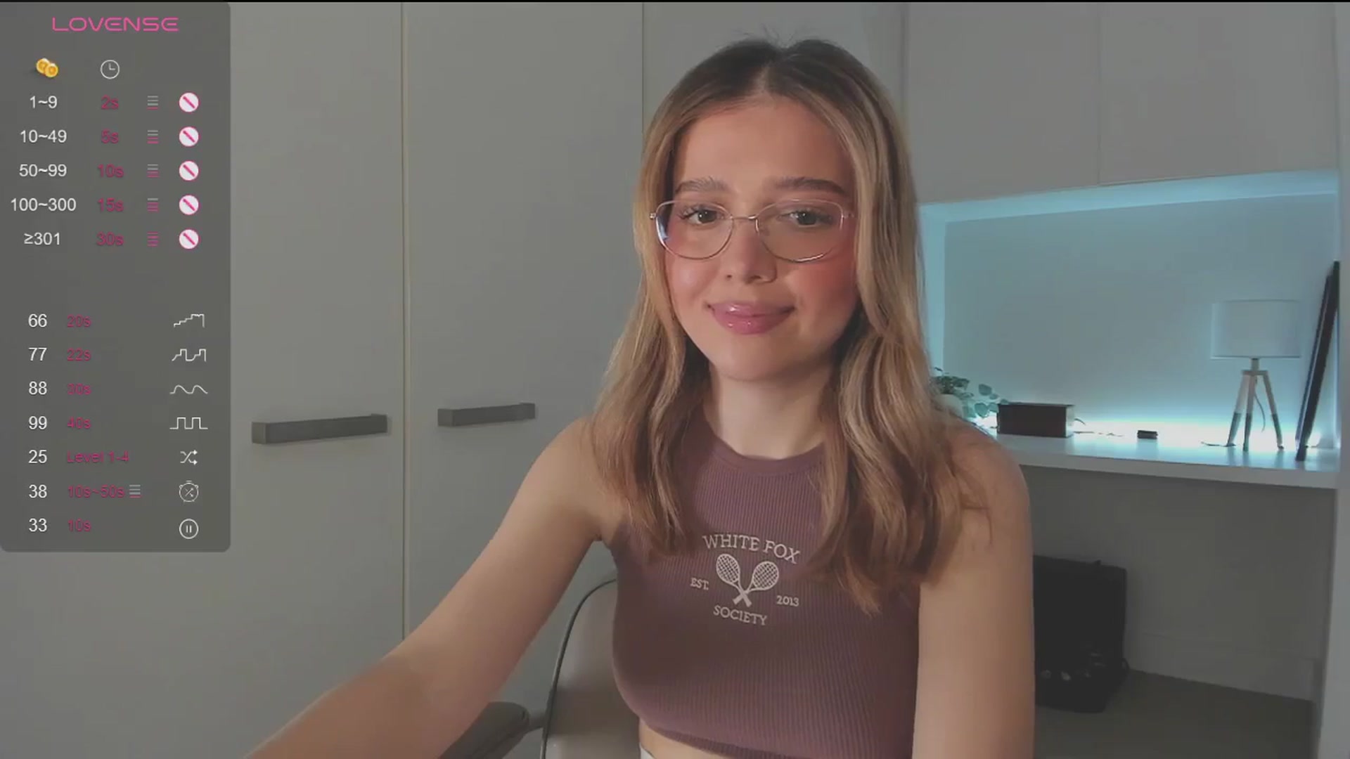 Gallery image thumbnail from cutiee's myfreecams stream on, 09/22/2025, 04:52 image 12 of 20