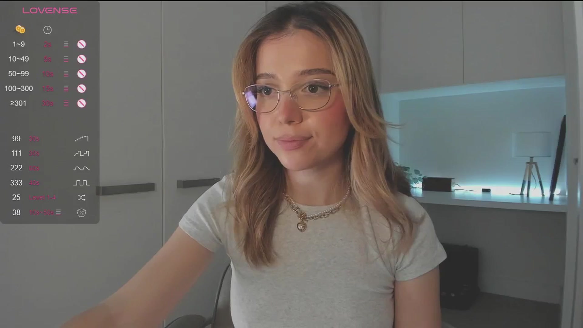 Gallery image thumbnail from cutiee's myfreecams stream on, 09/26/2025, 06:06 image 7 of 20