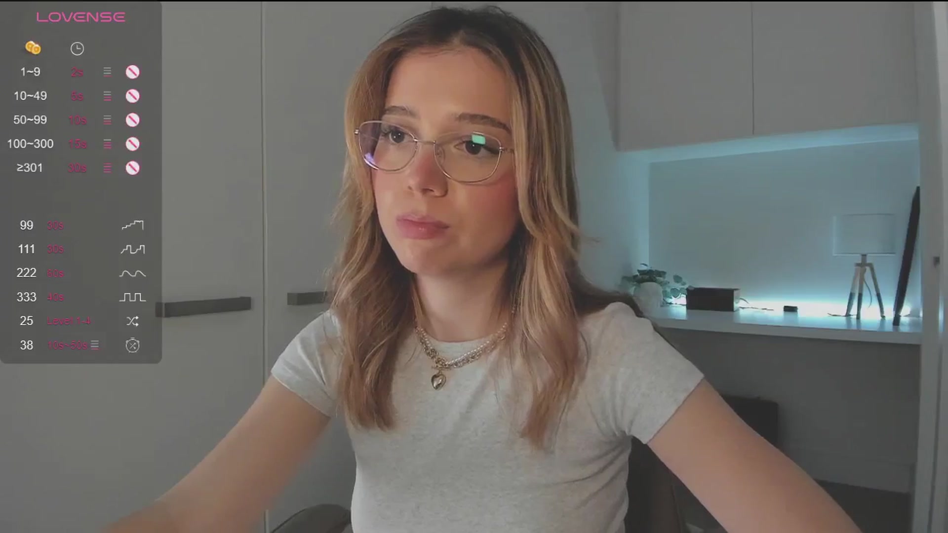 Gallery image thumbnail from cutiee's myfreecams stream on, 09/26/2025, 06:06 image 10 of 20