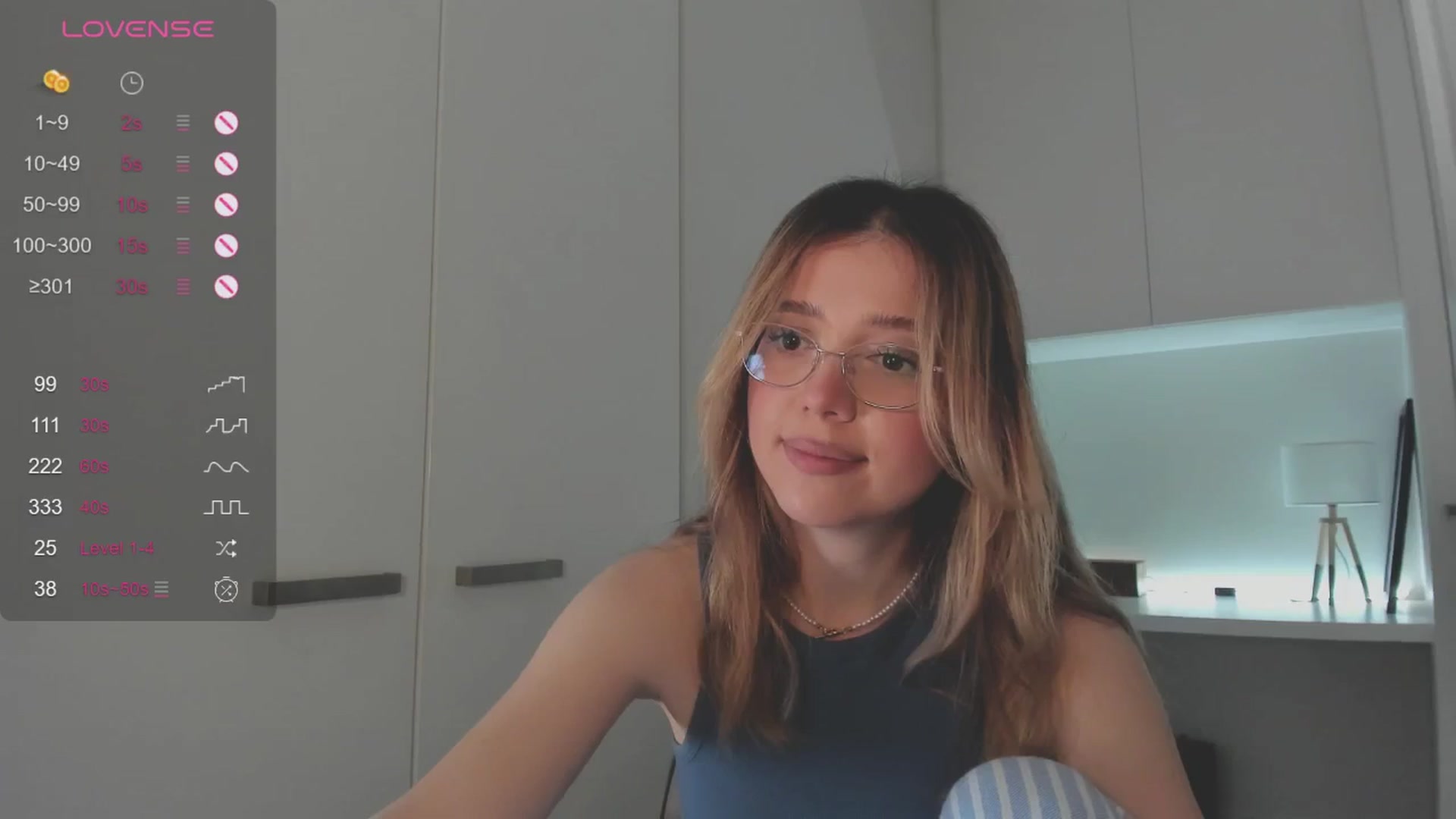 Gallery image thumbnail from cutiee's myfreecams stream on, 09/30/2025, 03:32 image 10 of 20