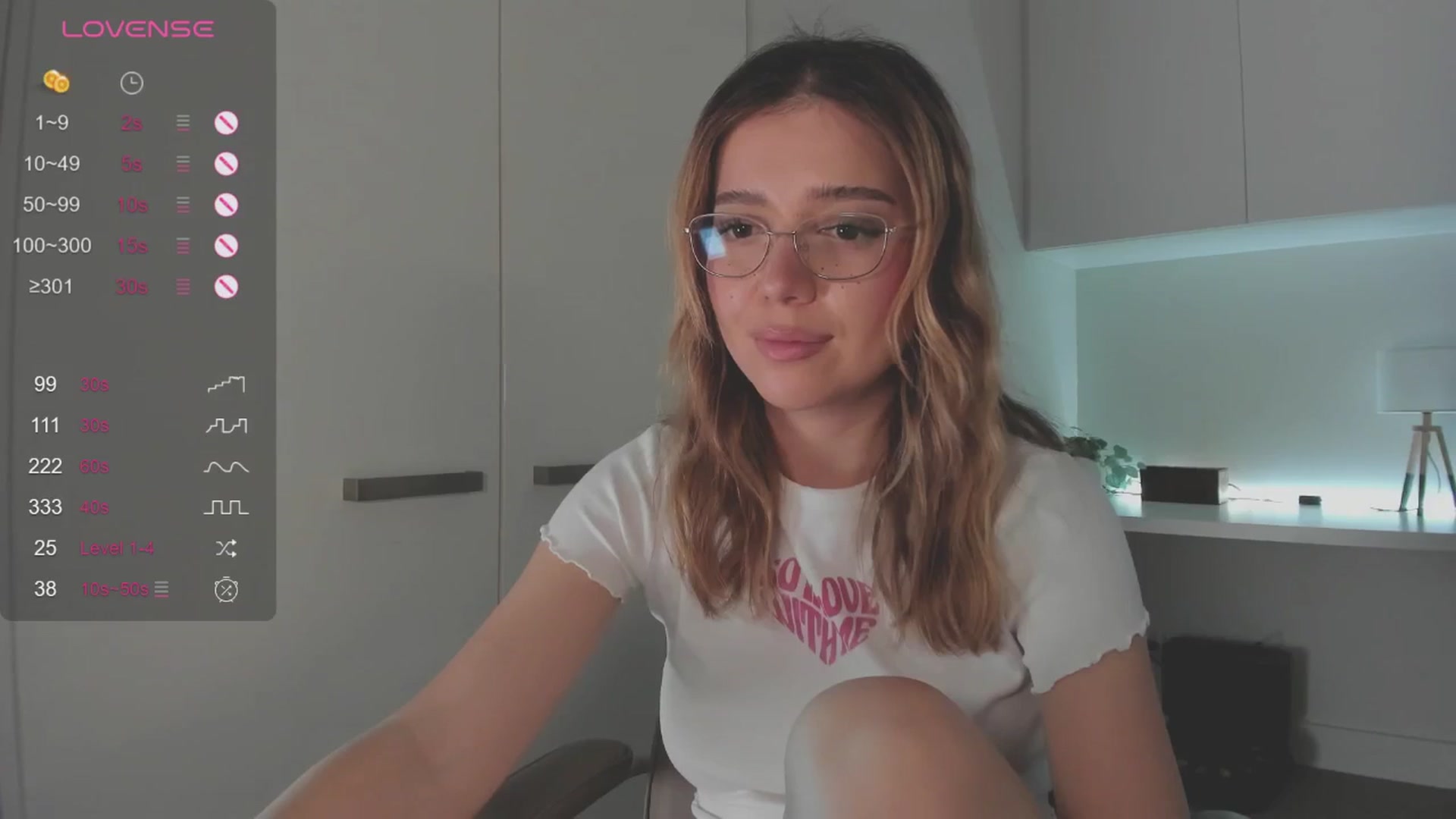 Gallery image thumbnail from cutiee's myfreecams stream on, 10/01/2025, 06:43 image 16 of 20