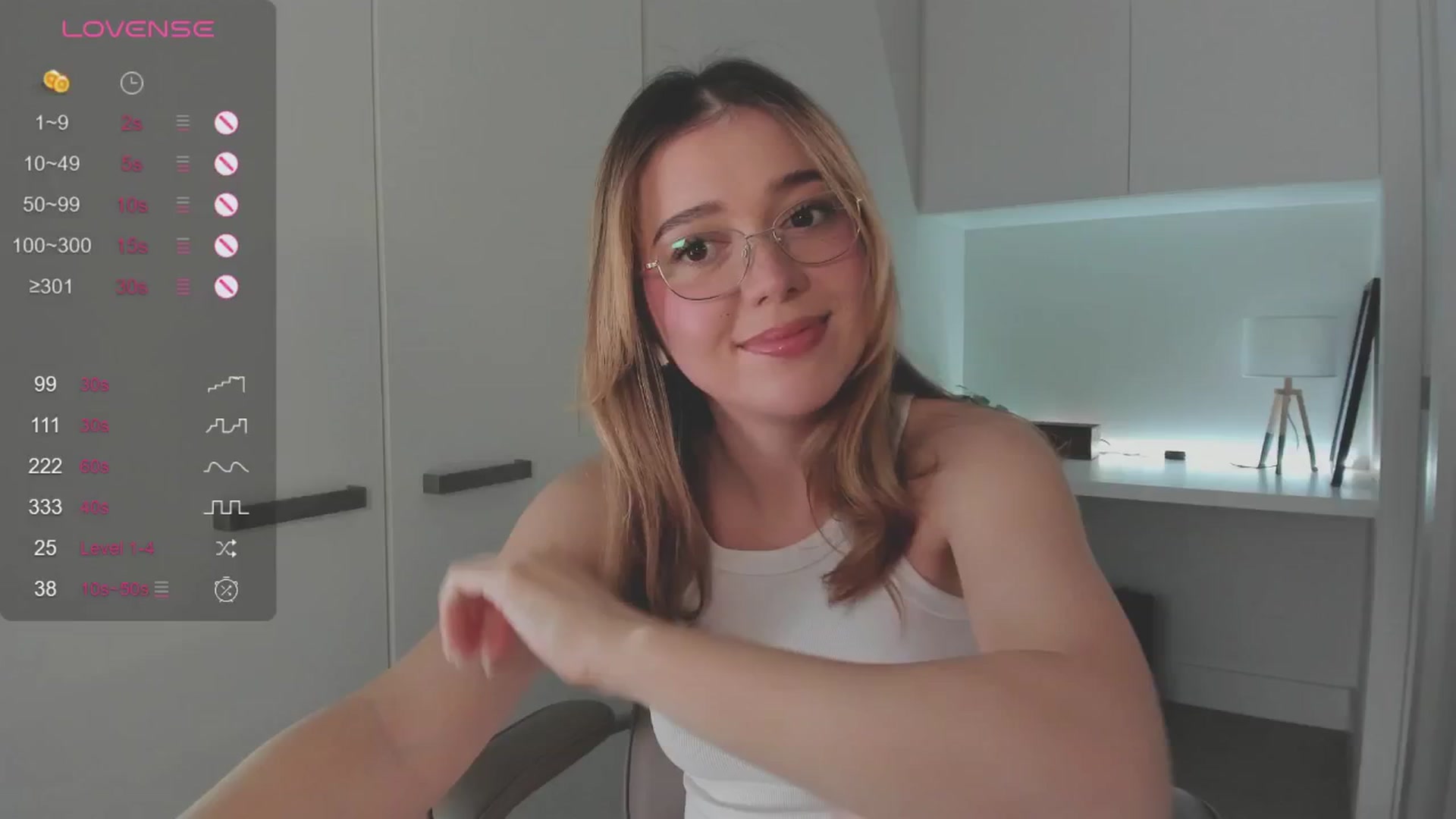 Gallery image thumbnail from cutiee's myfreecams stream on, 10/05/2025, 05:56 image 11 of 20
