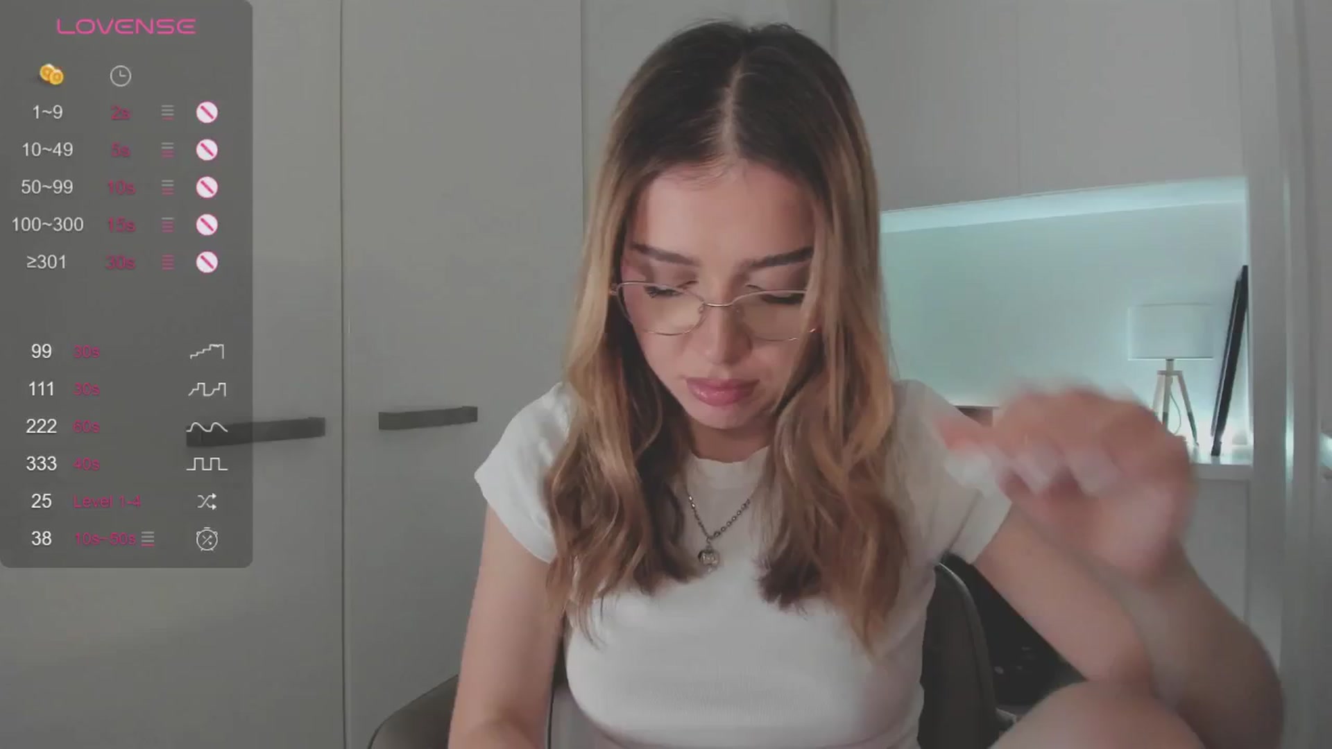 Gallery image thumbnail from cutiee's myfreecams stream on, 10/06/2025, 05:35 image 8 of 20